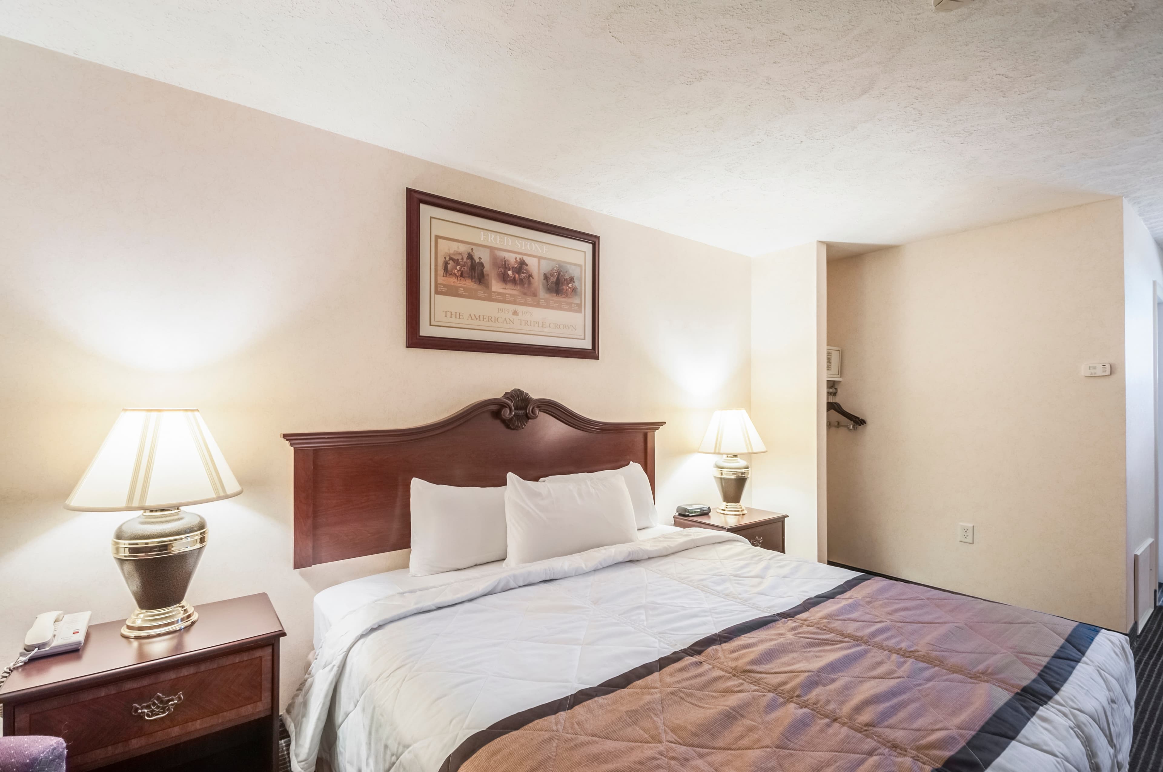Rodeway Inn & Suites Charles Town — 10