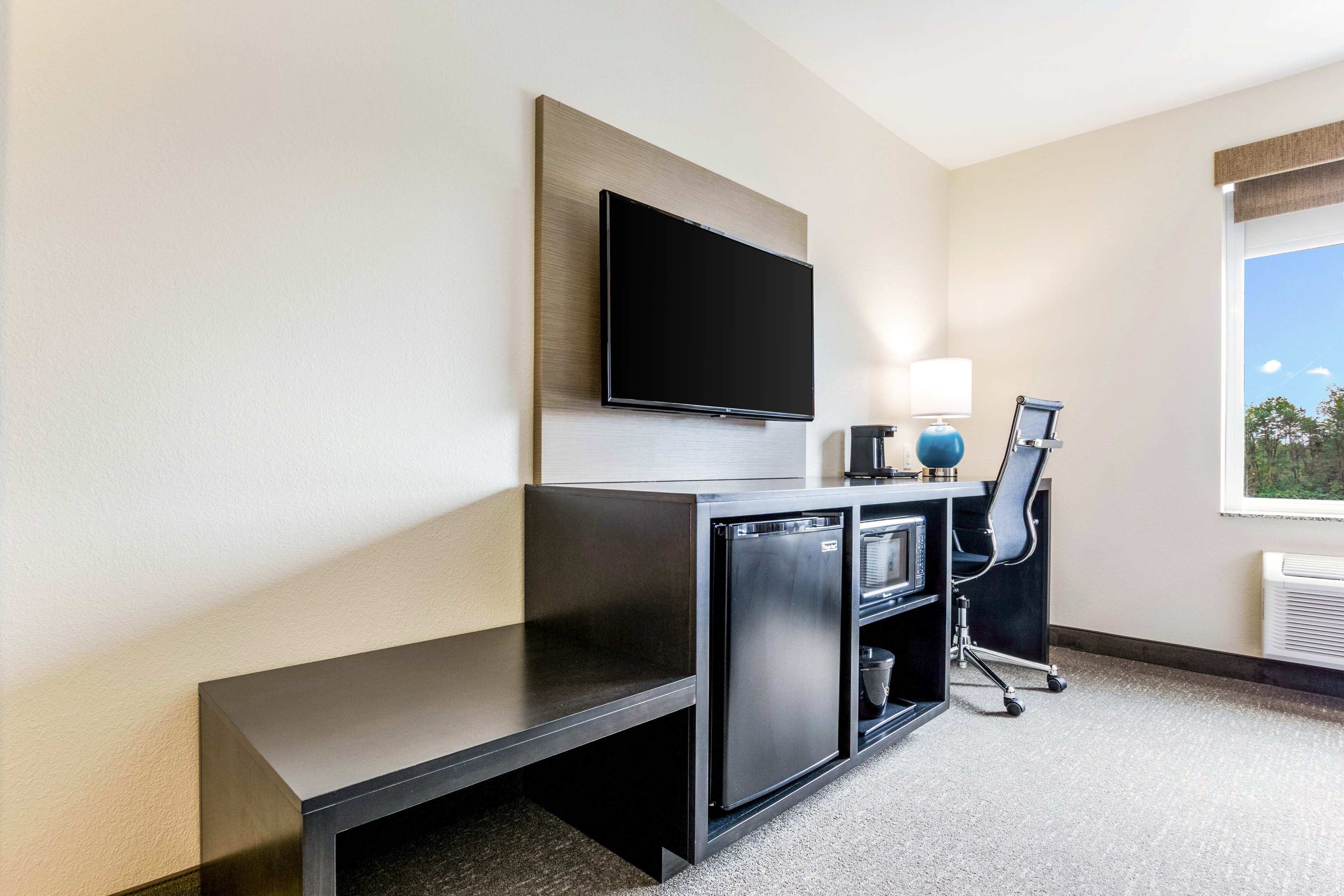 Sleep Inn Winfield - Teays Valley - Image 4