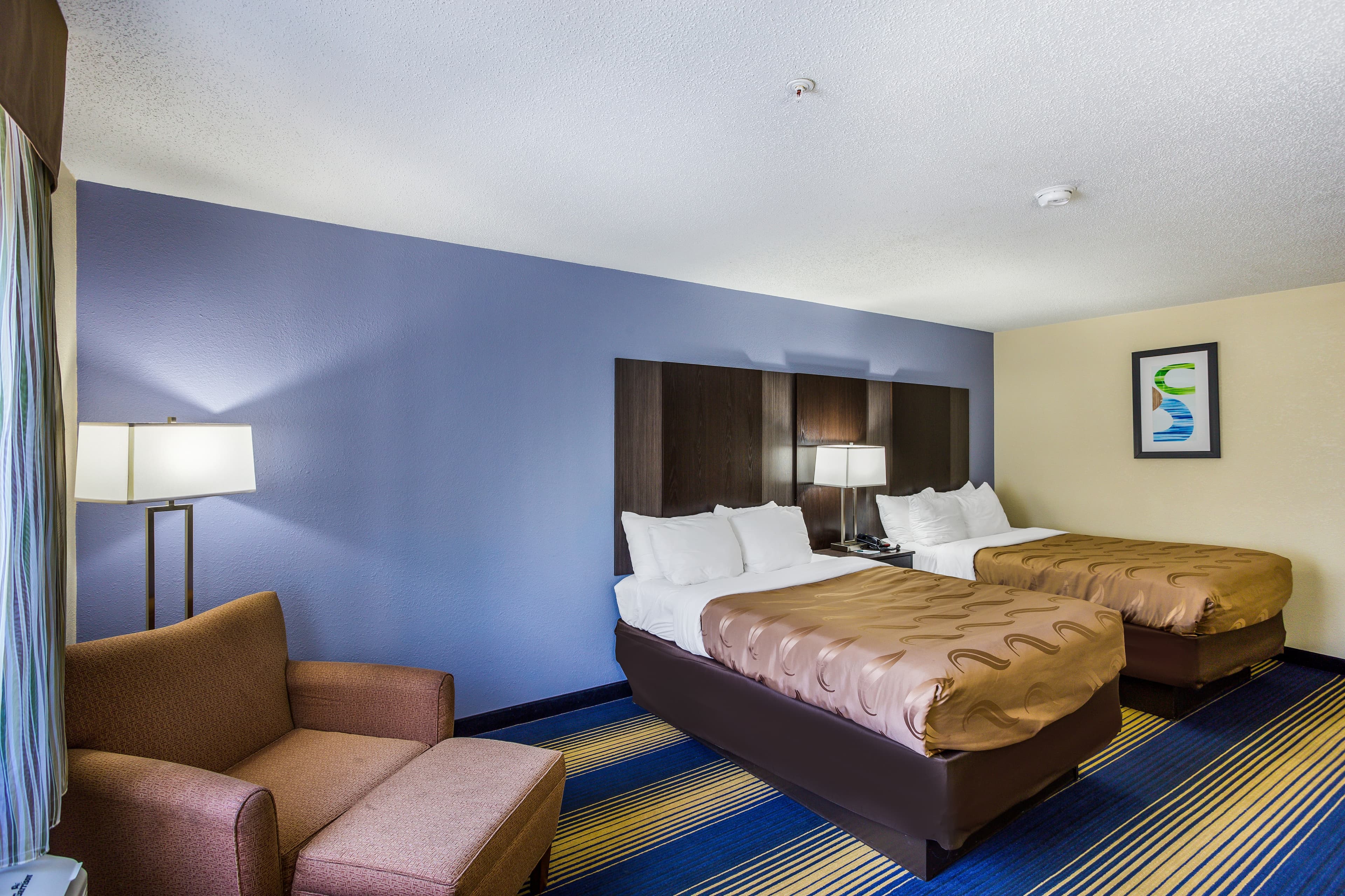 Quality Inn Charleston South - Image 4