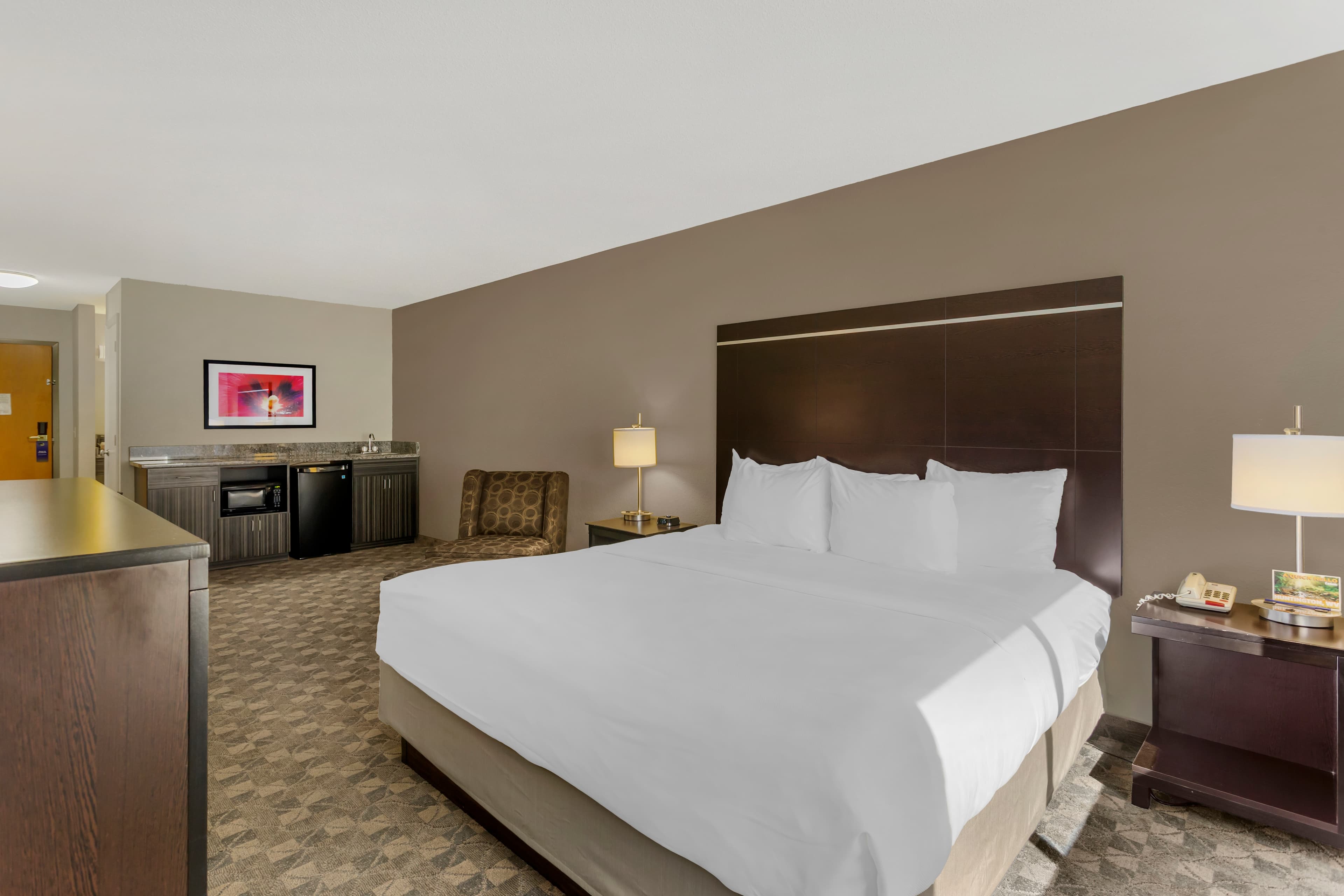 Comfort Inn Huntington near University area — 4