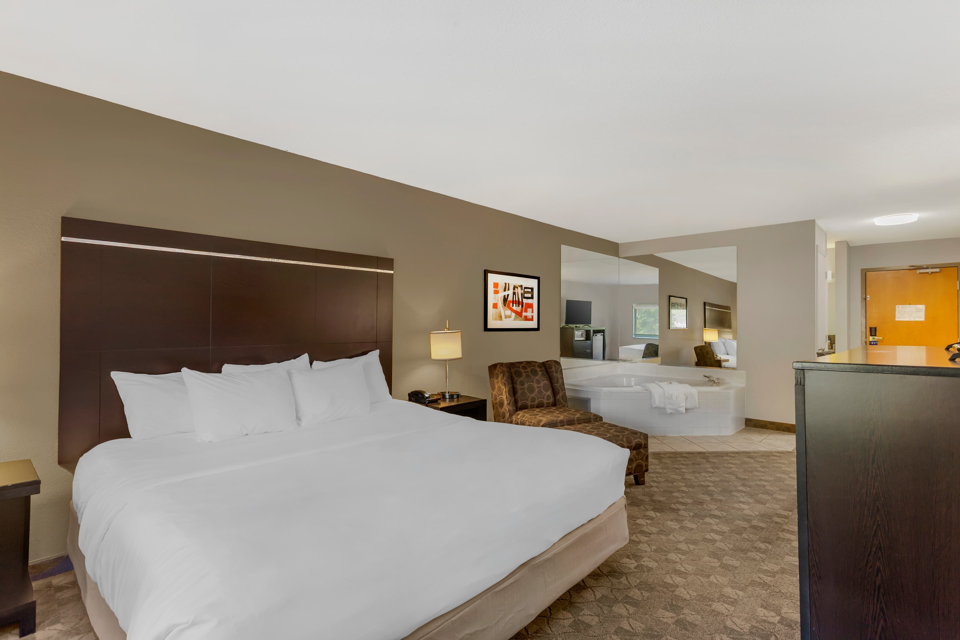 Comfort Inn Huntington near University area — 23