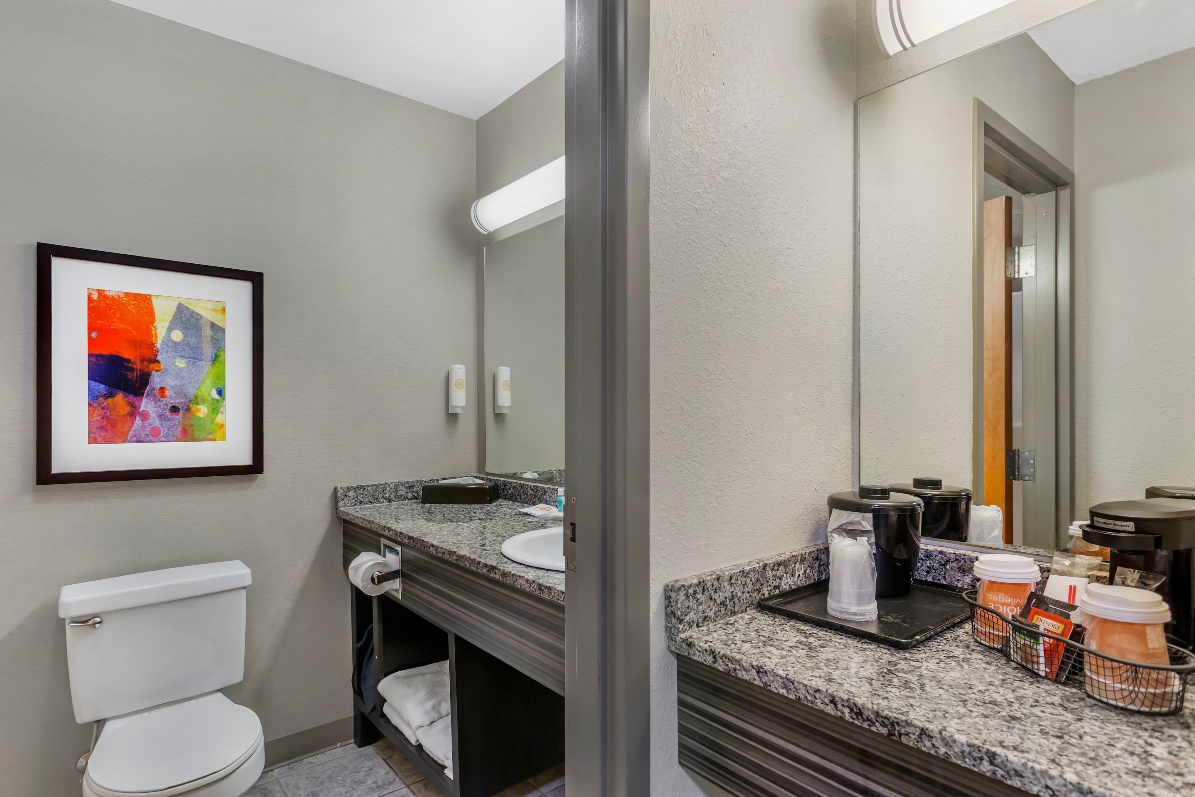 Comfort Inn Huntington near University area — 24