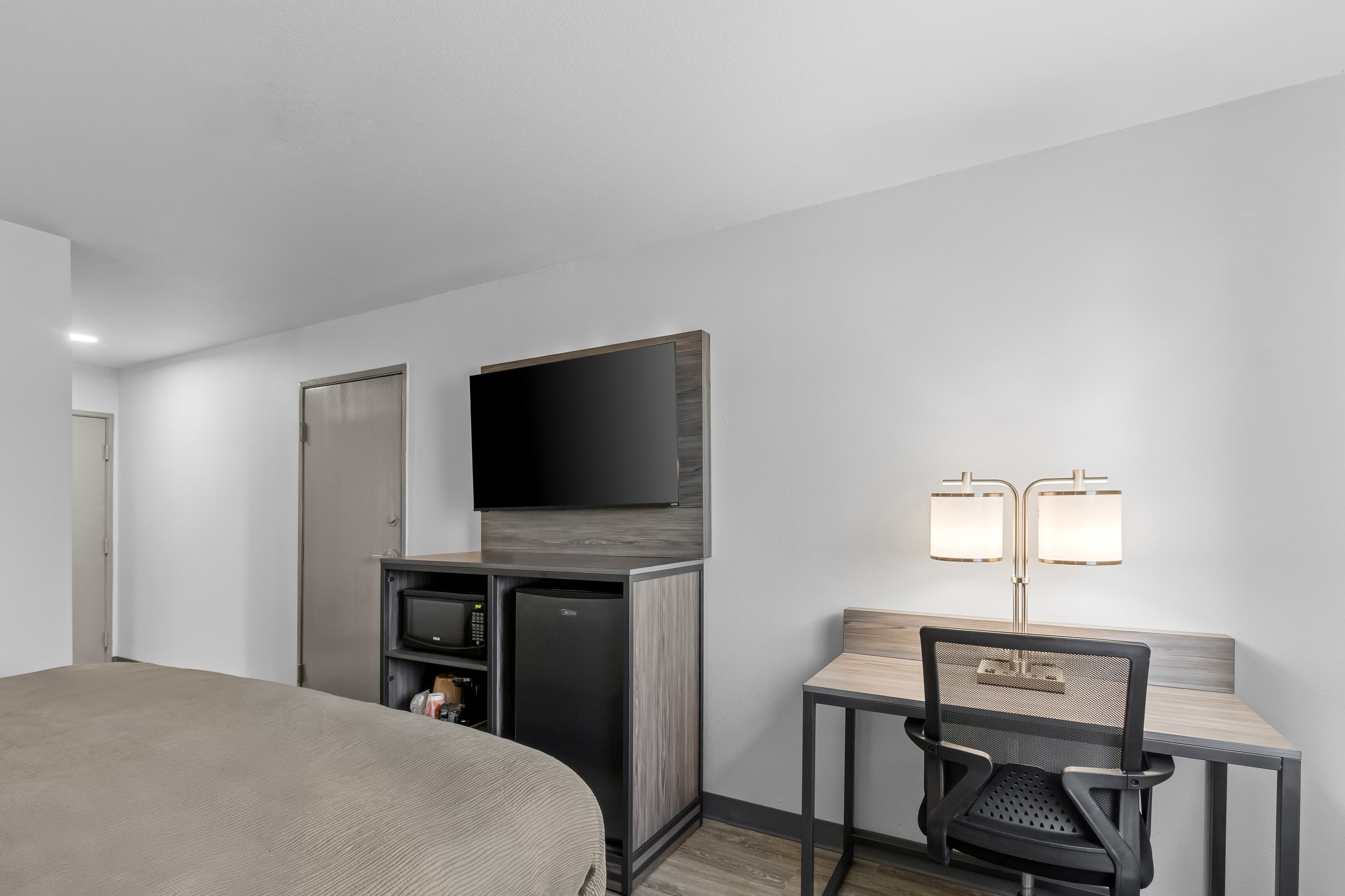 Quality Inn - Image 5
