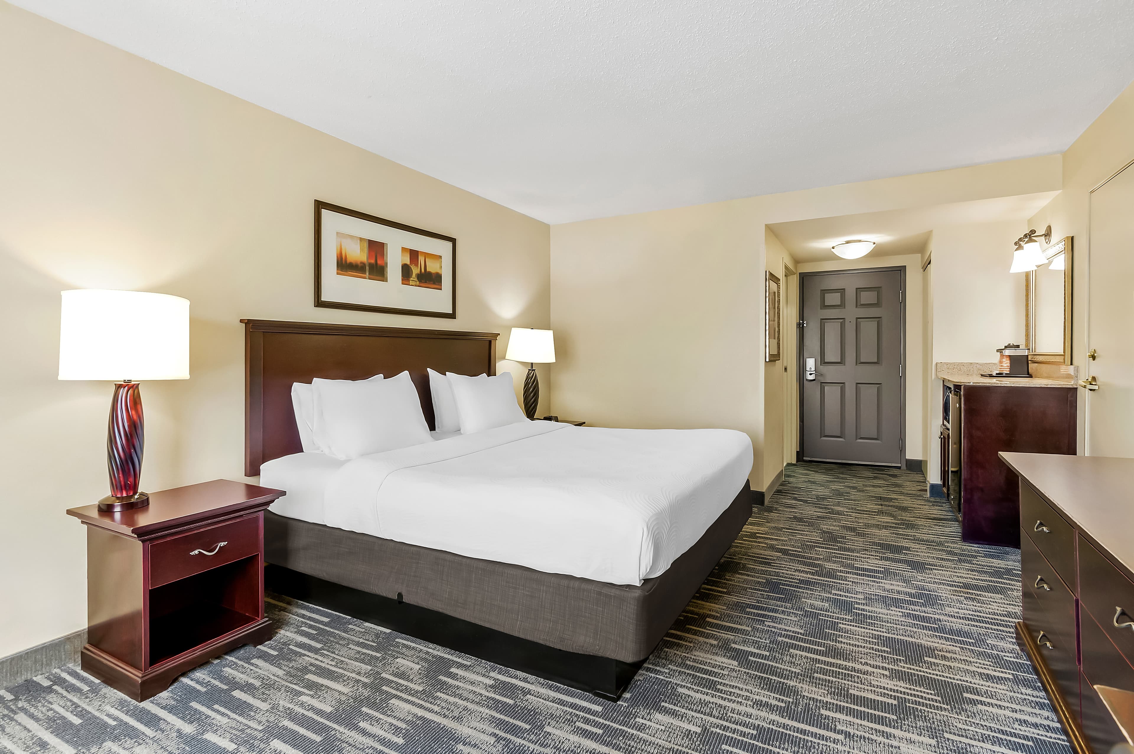 Country Inn & Suites by Radisson, Princeton, WV - Image 4