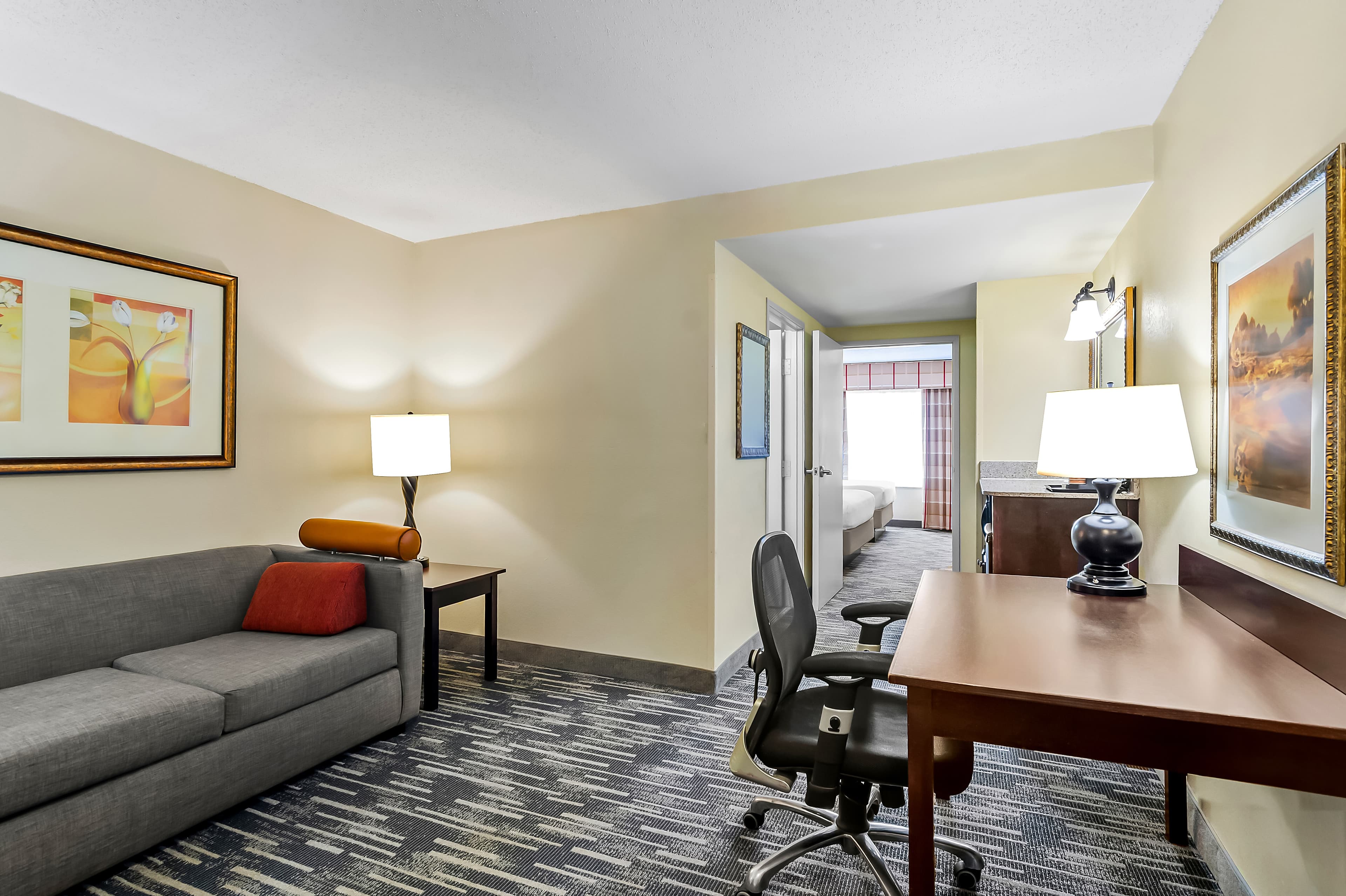 Country Inn & Suites by Radisson, Princeton, WV — 39
