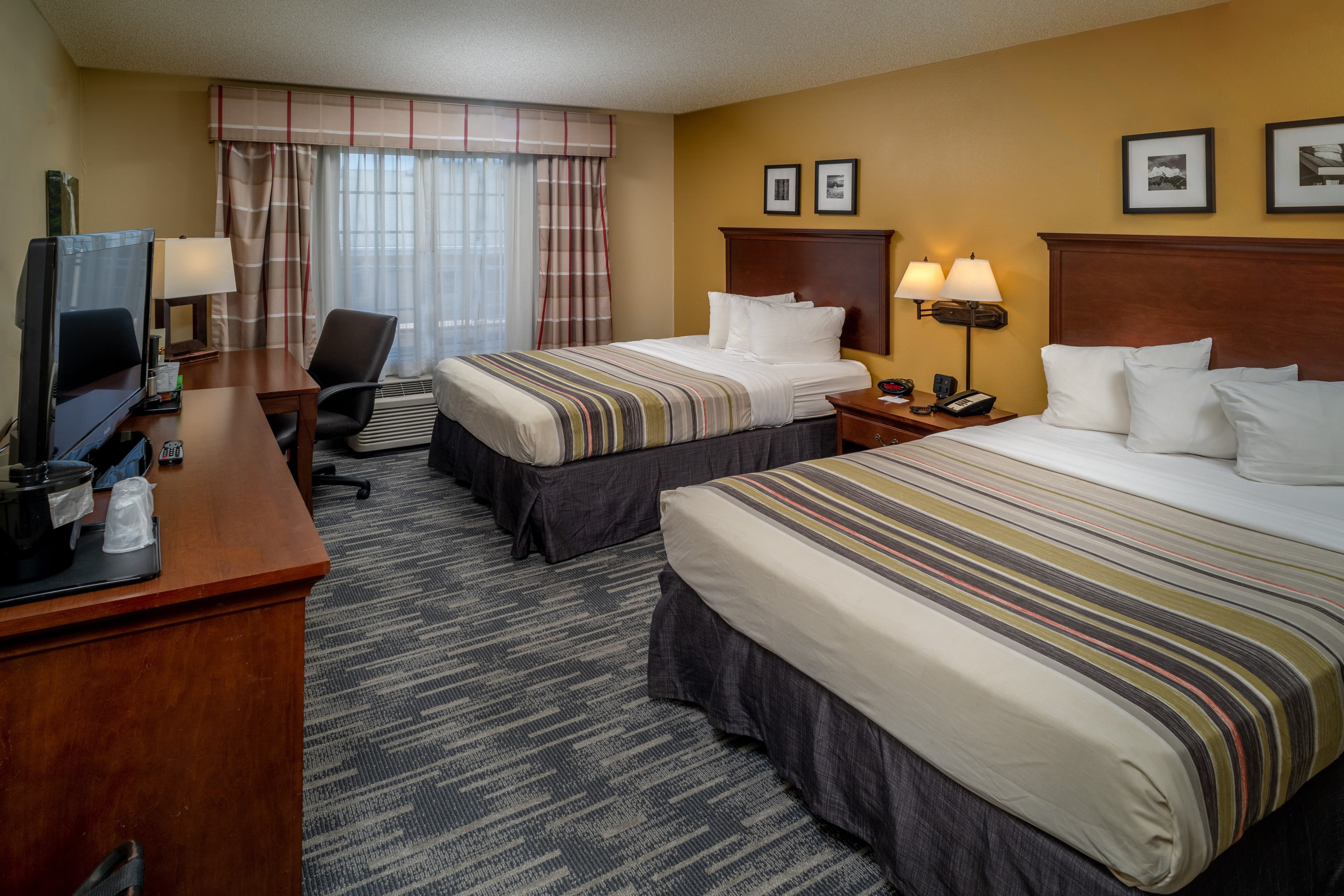 Country Inn & Suites By Radisson, Charleston South, WV — 13