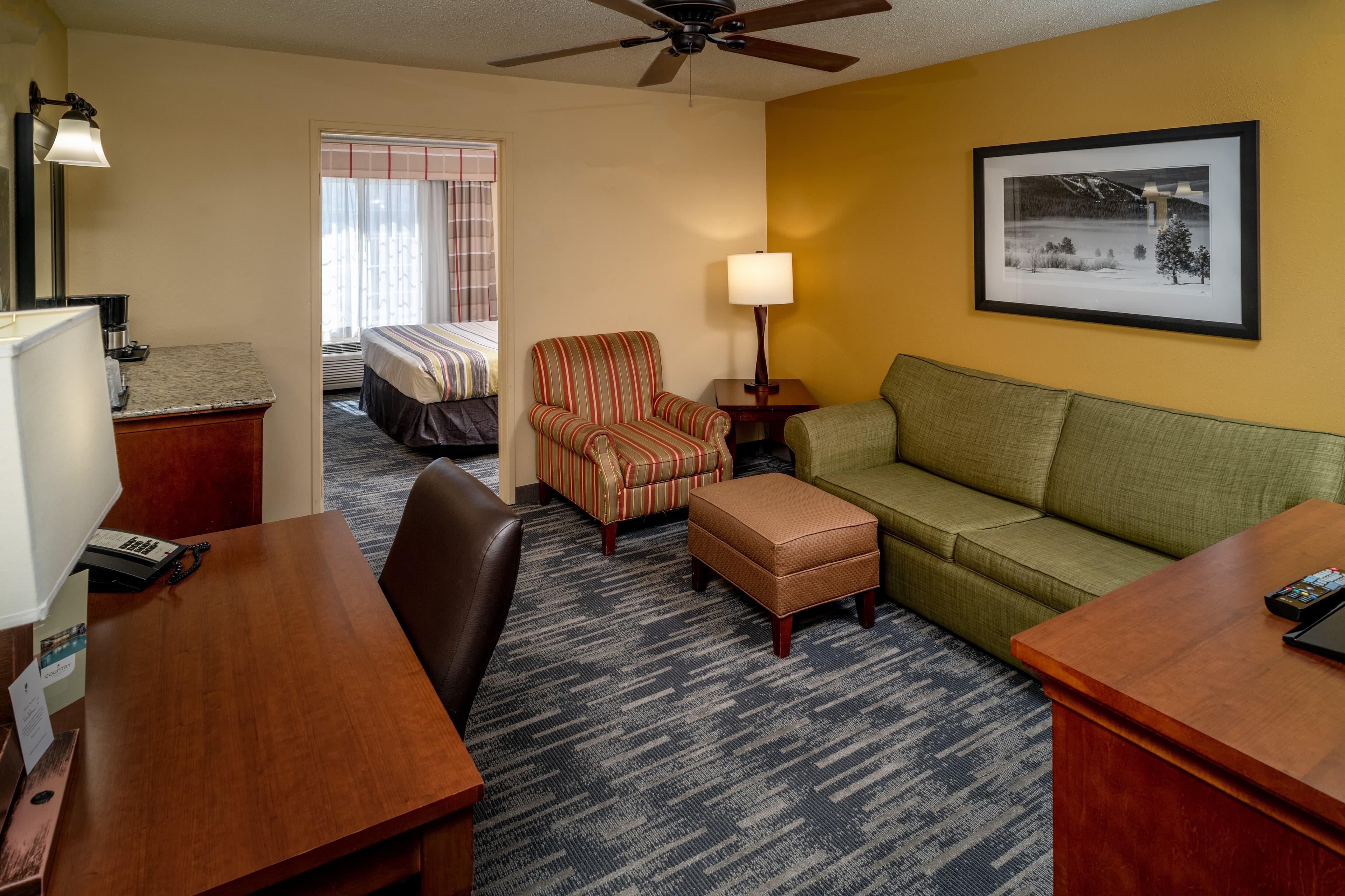 Country Inn & Suites By Radisson, Charleston South, WV — 11