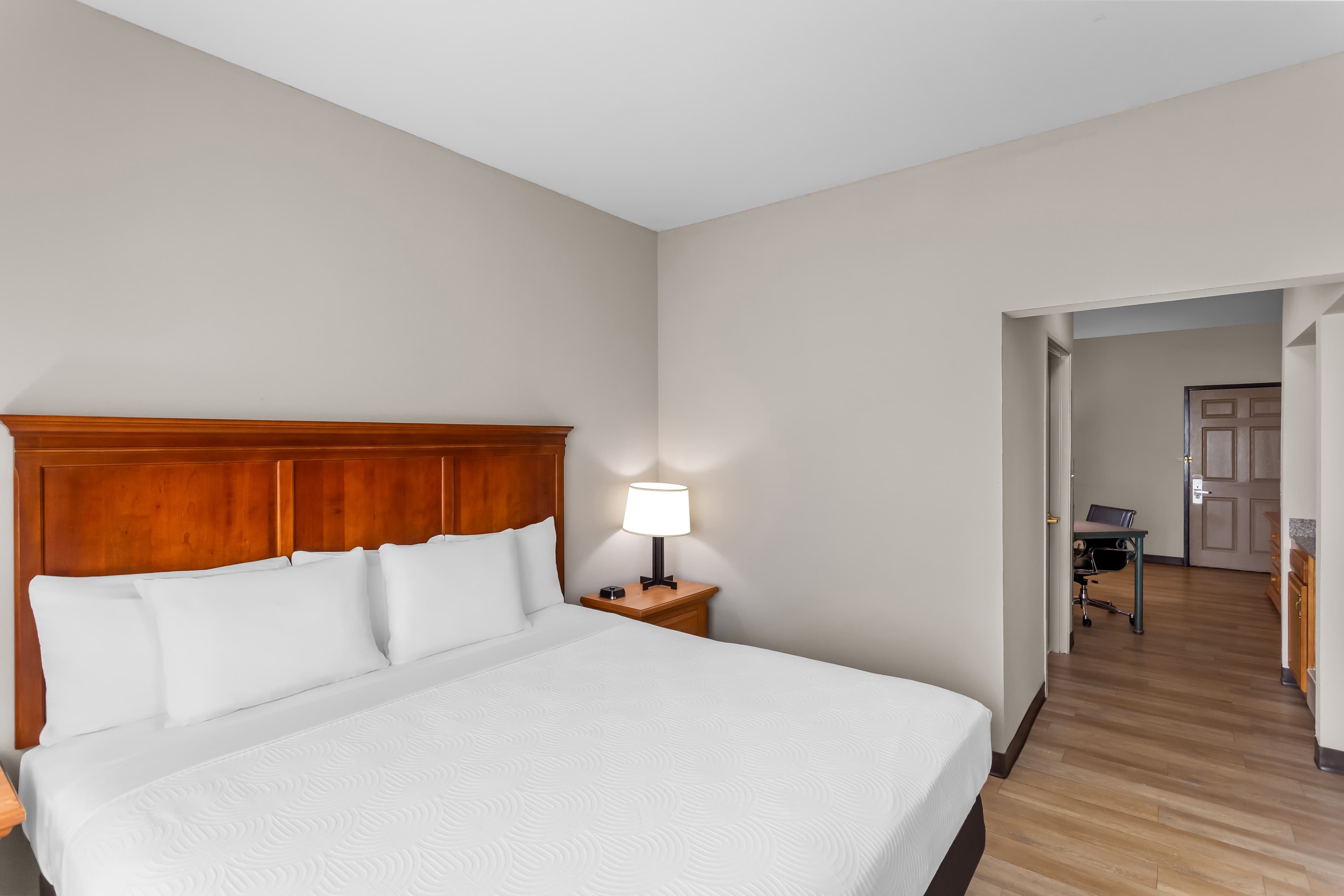 Country Inn & Suites by Radisson, Beckley, WV — 9
