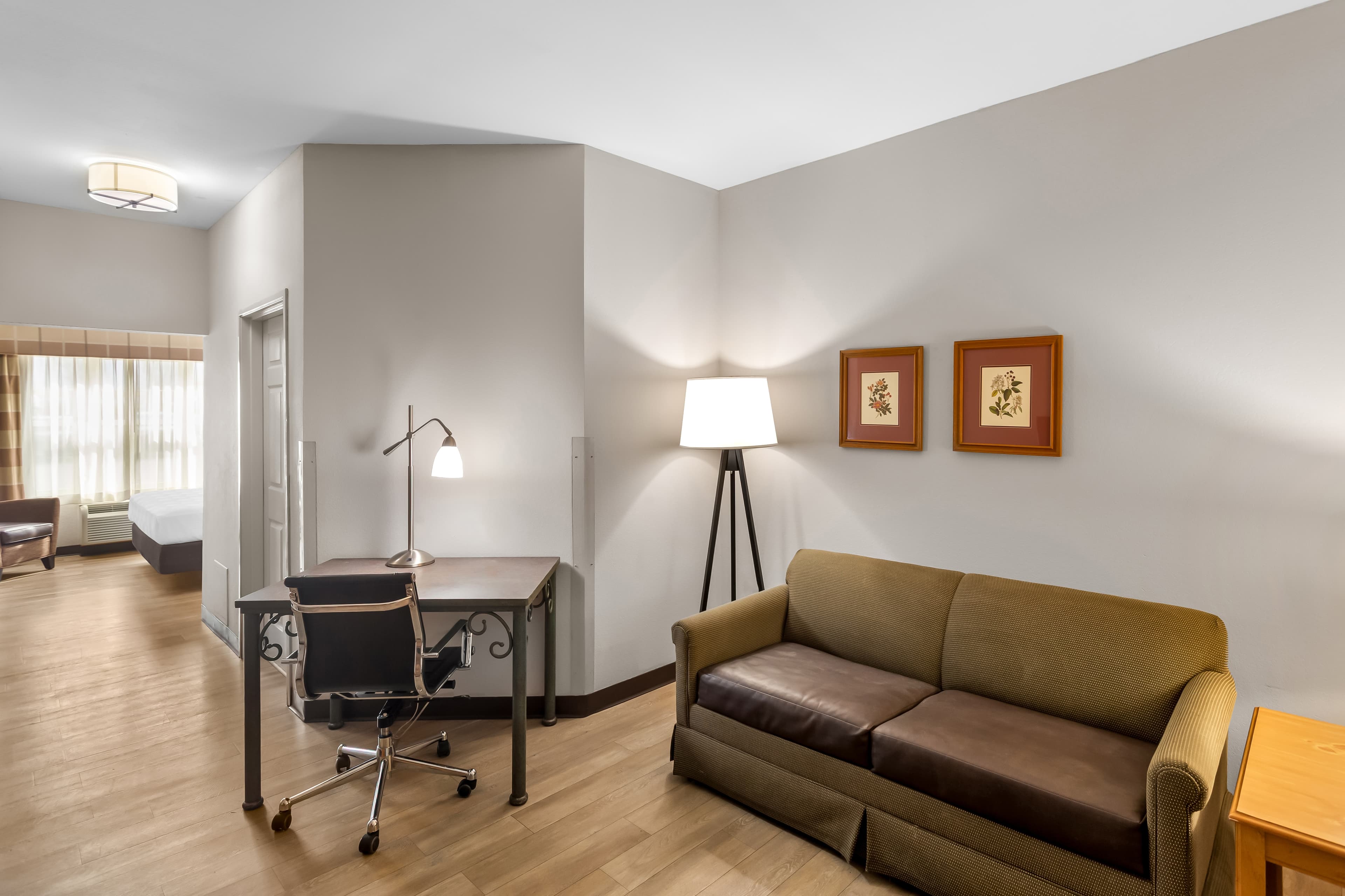 Country Inn & Suites by Radisson, Beckley, WV — 10