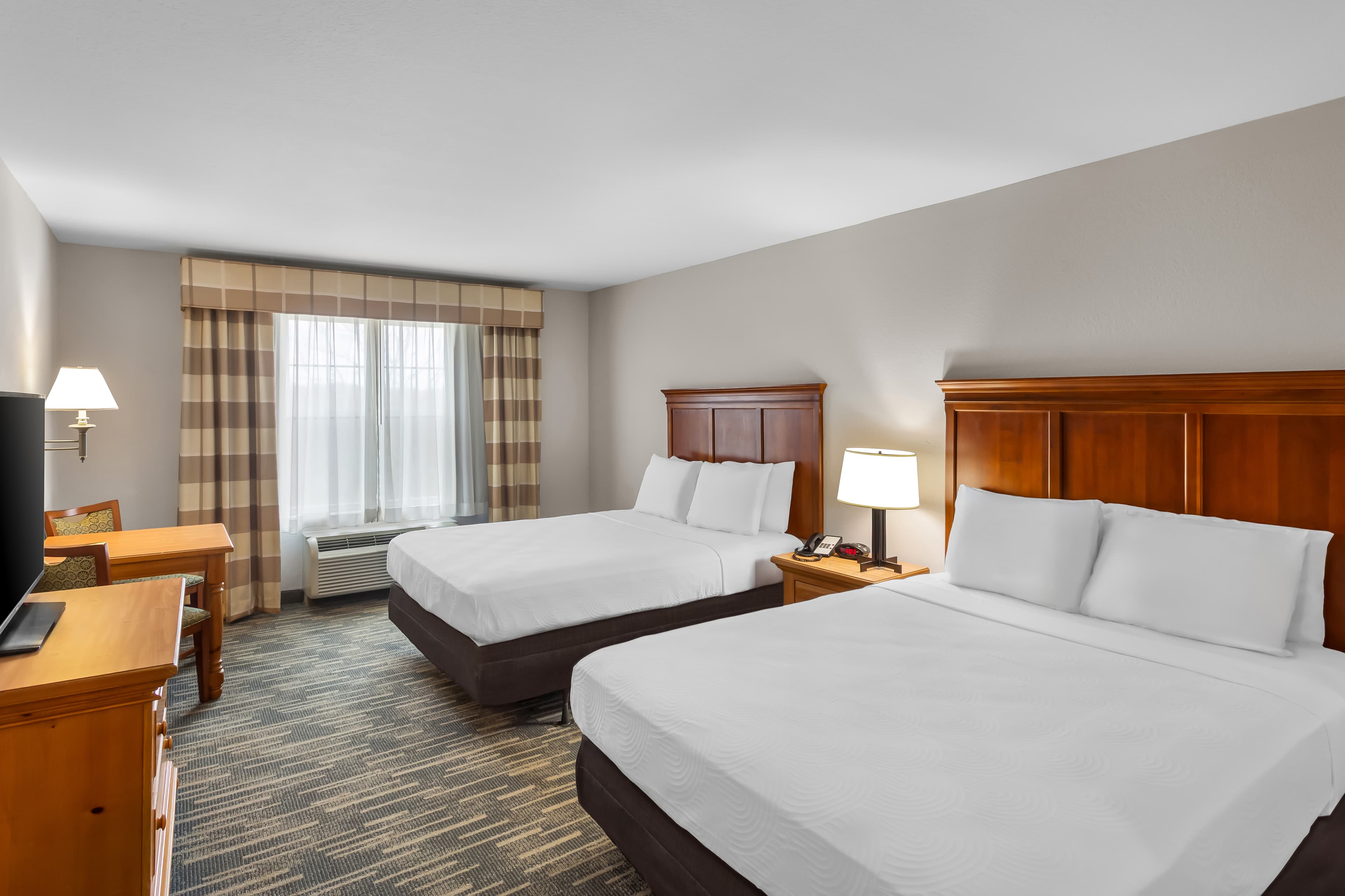 Country Inn & Suites by Radisson, Beckley, WV — 17