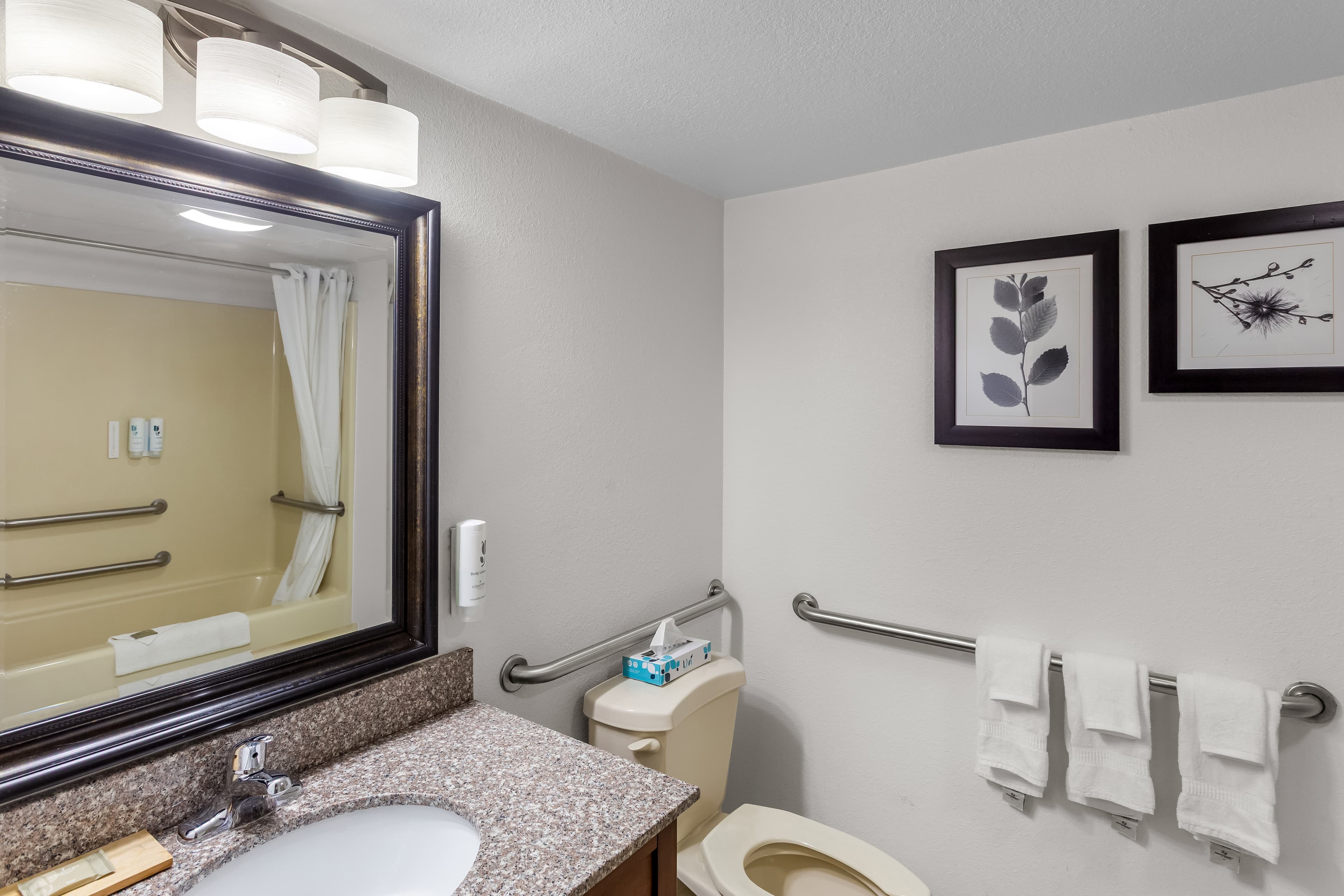 Country Inn & Suites by Radisson, Beckley, WV — 25