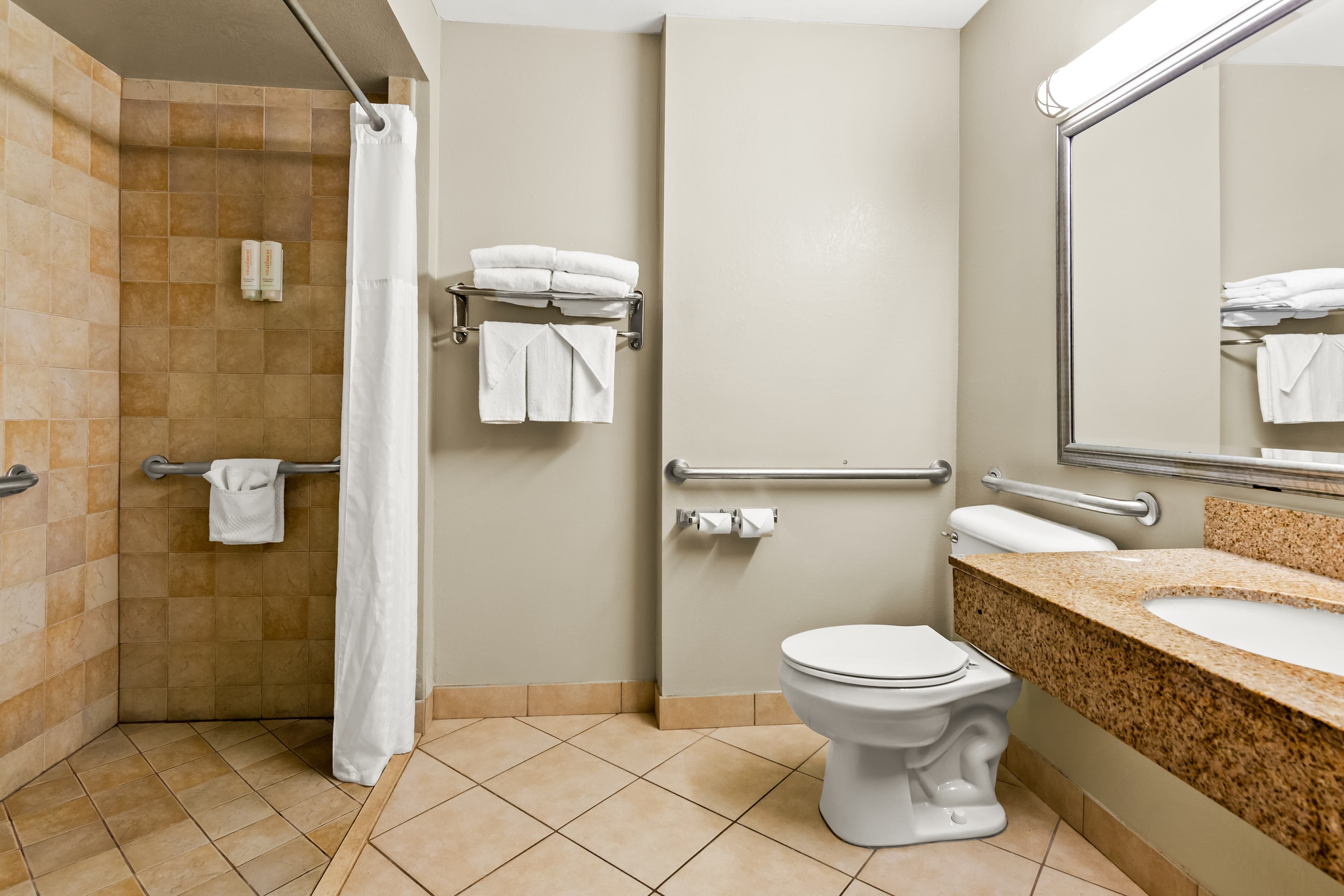 Econo Lodge Mt. Hope - Beckley North — 10