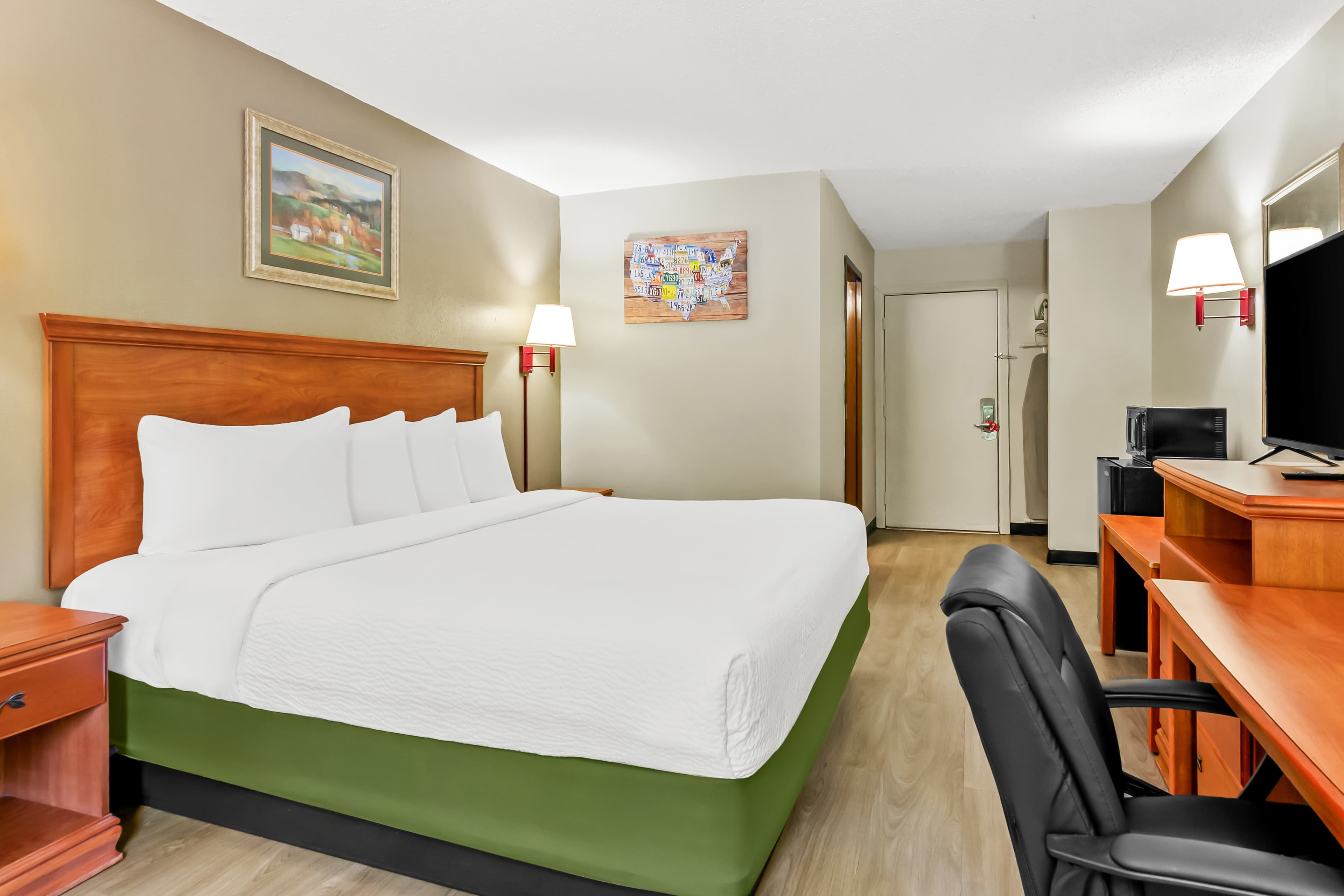 Econo Lodge Mt. Hope - Beckley North - Image 5