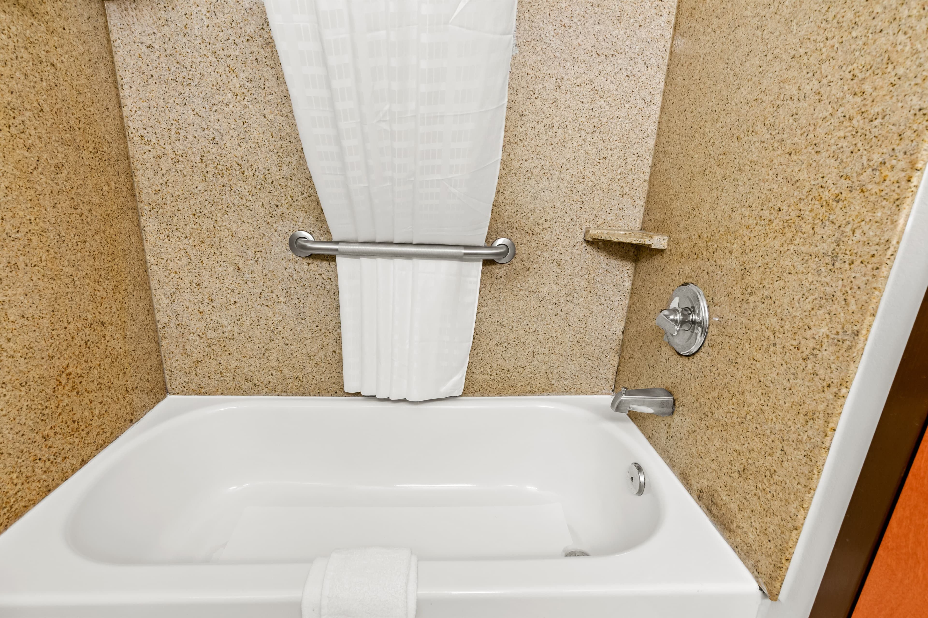Econo Lodge Mt. Hope - Beckley North — 16