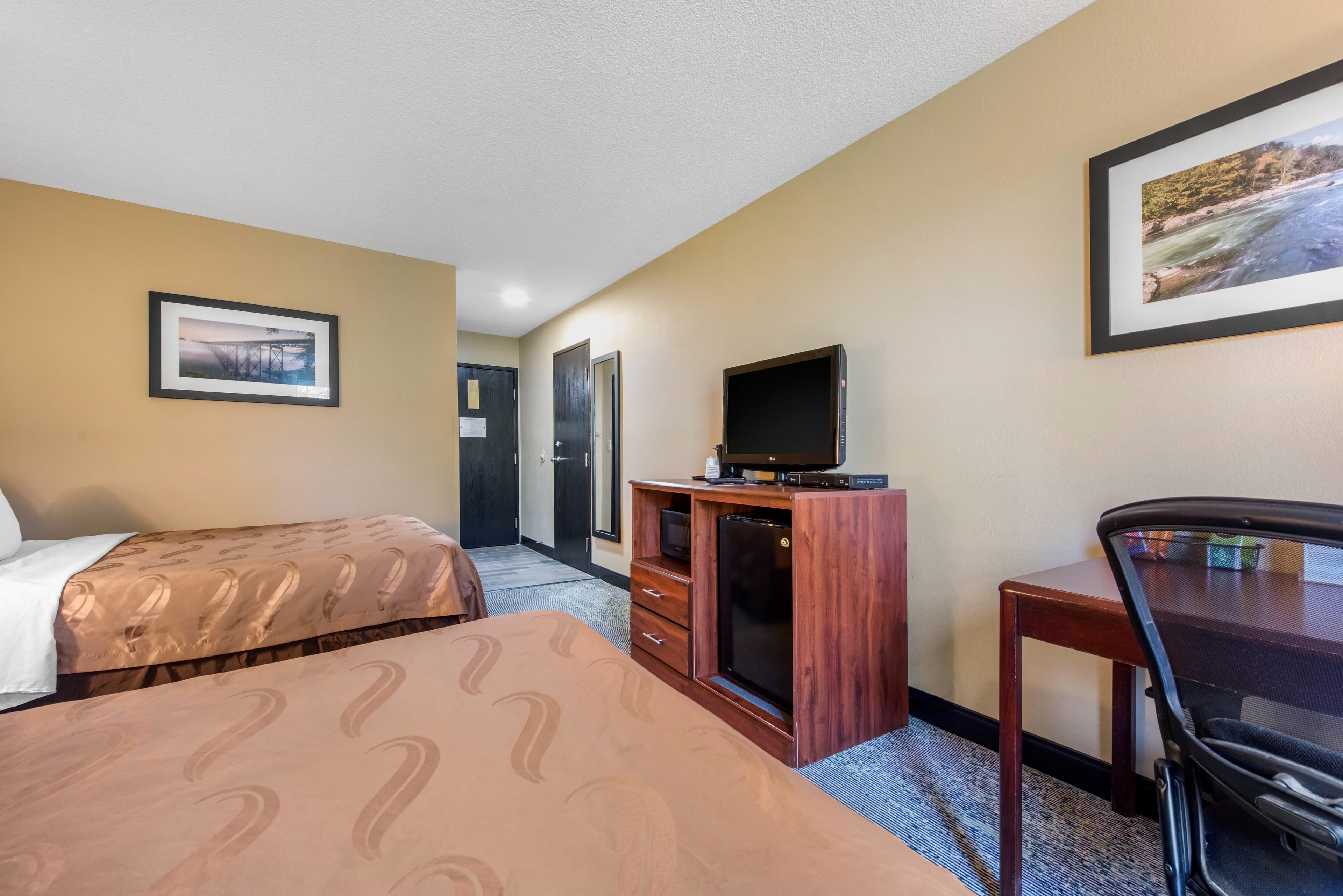 Quality Inn Morgantown — 10