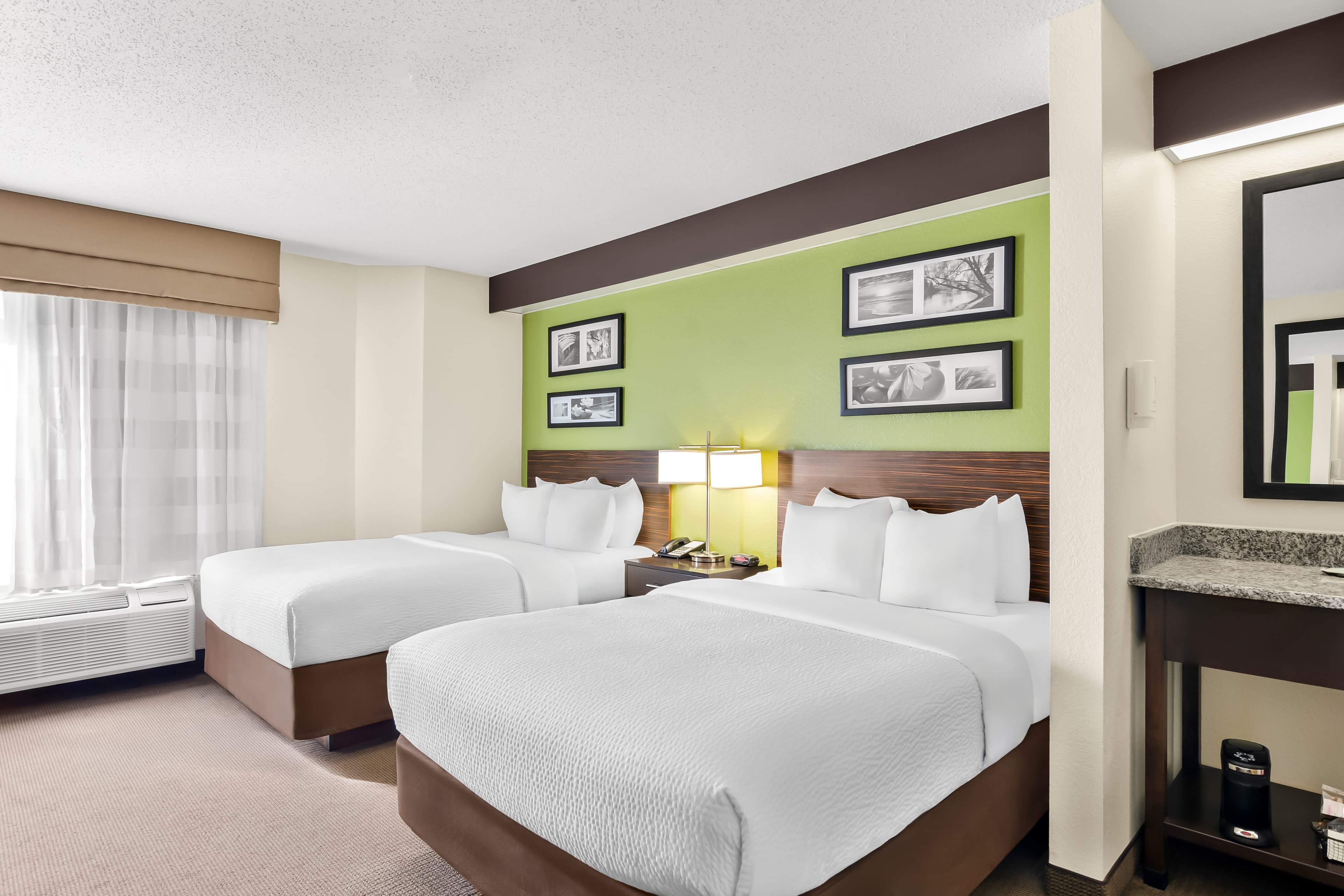 Sleep Inn & Suites Princeton I-77 - Image 2