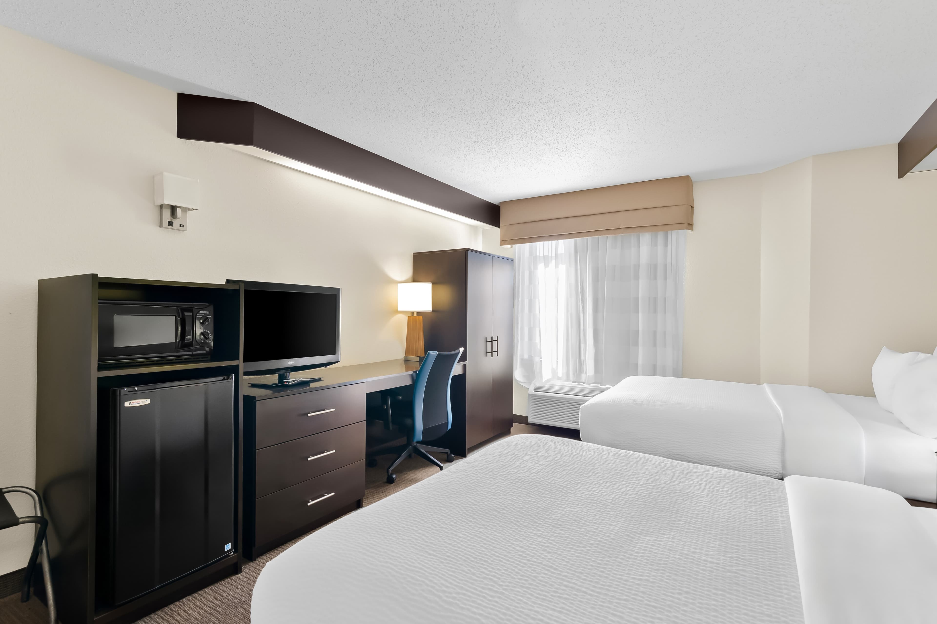 Sleep Inn & Suites Princeton I-77 - Image 3