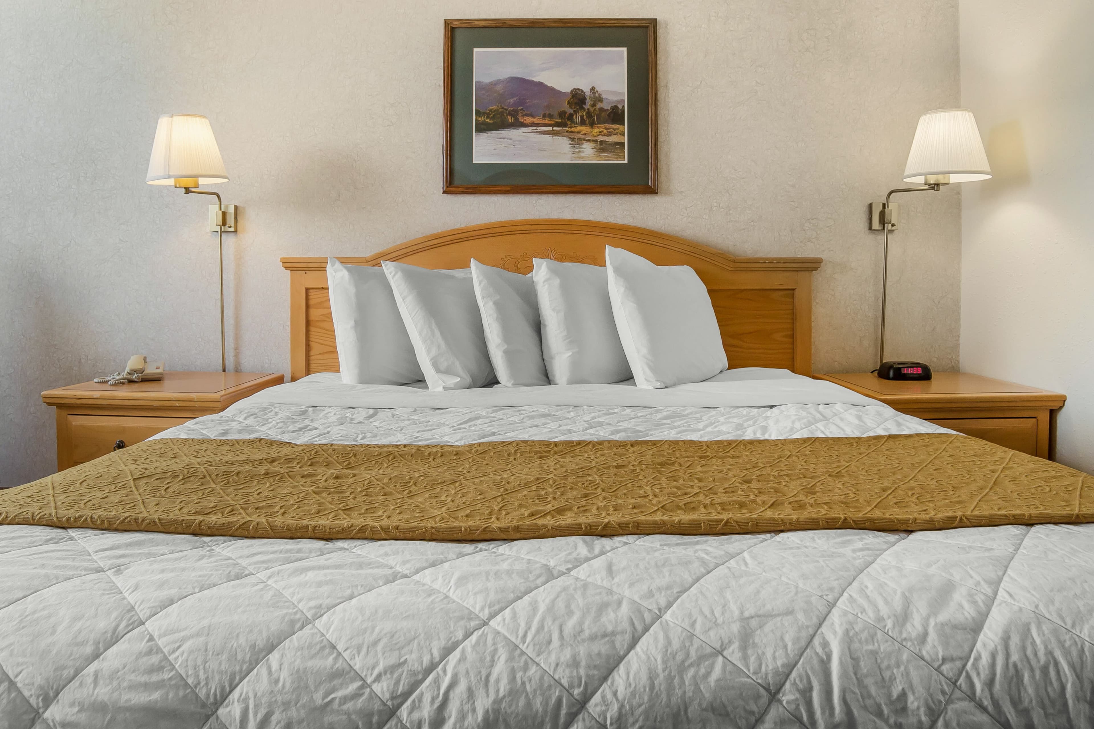 Econo Lodge Rawlins — 8