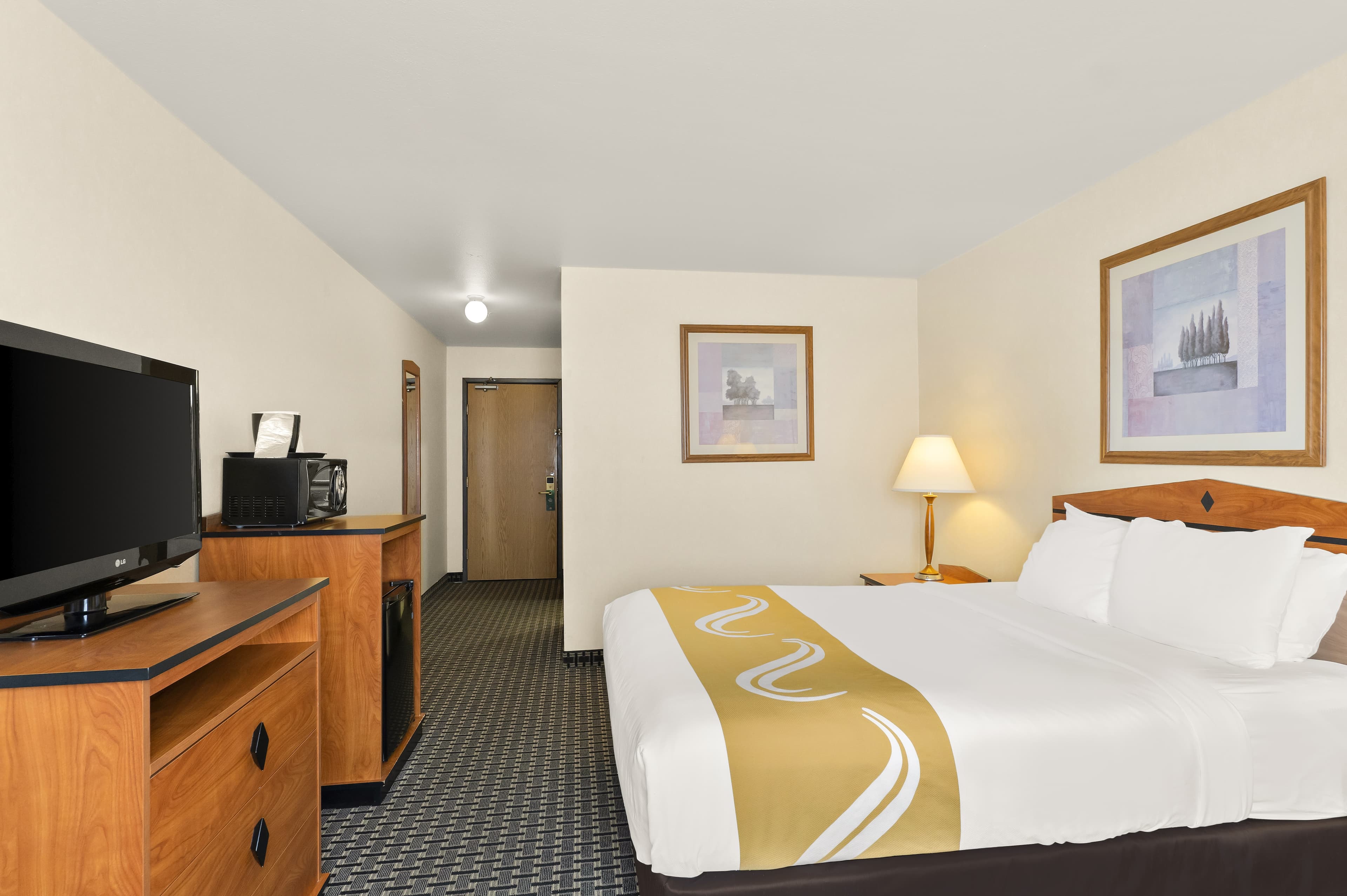 Quality Inn Cheyenne I-25 South - Image 2