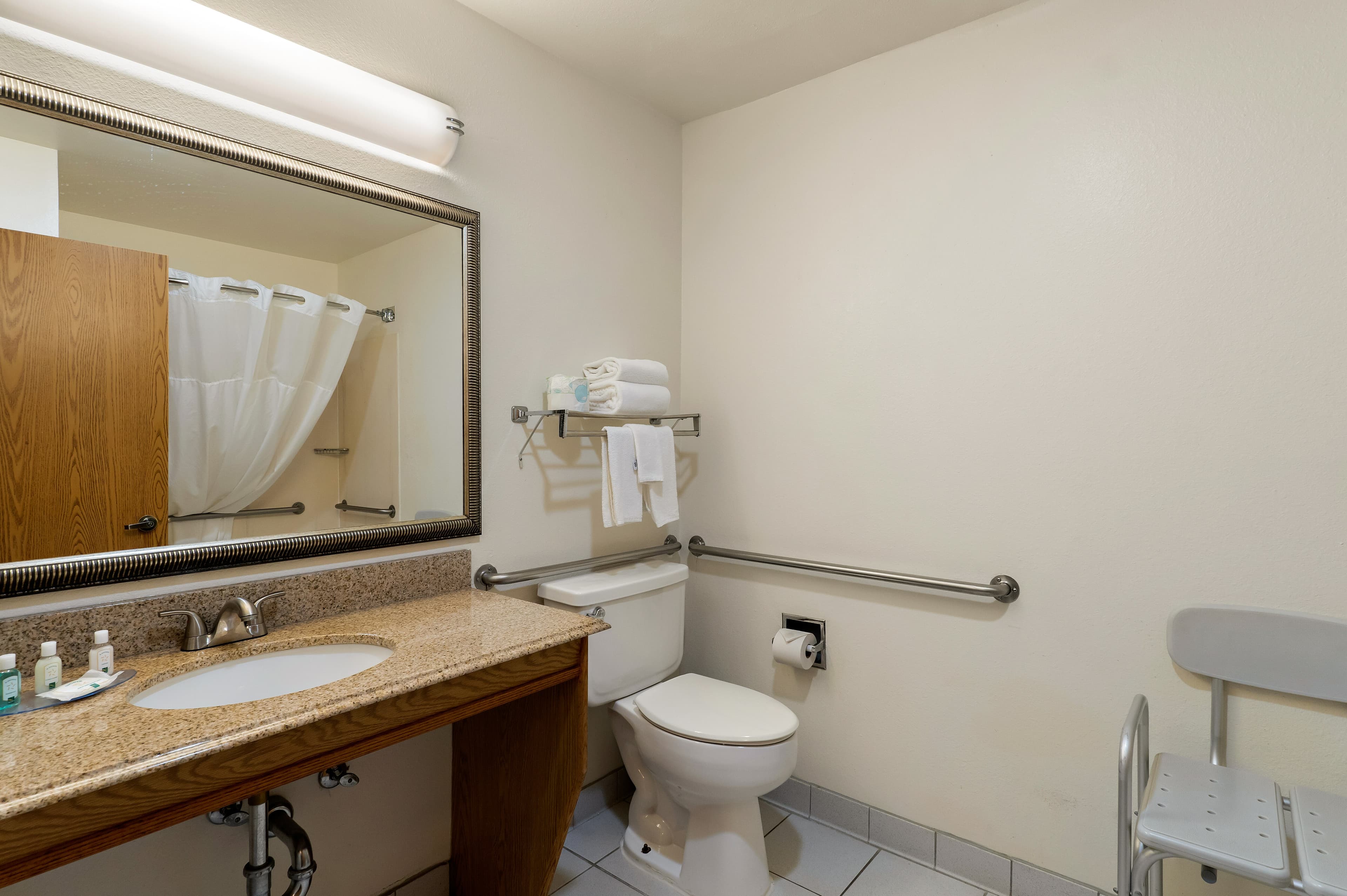 Quality Inn Cheyenne I-25 South - Image 5