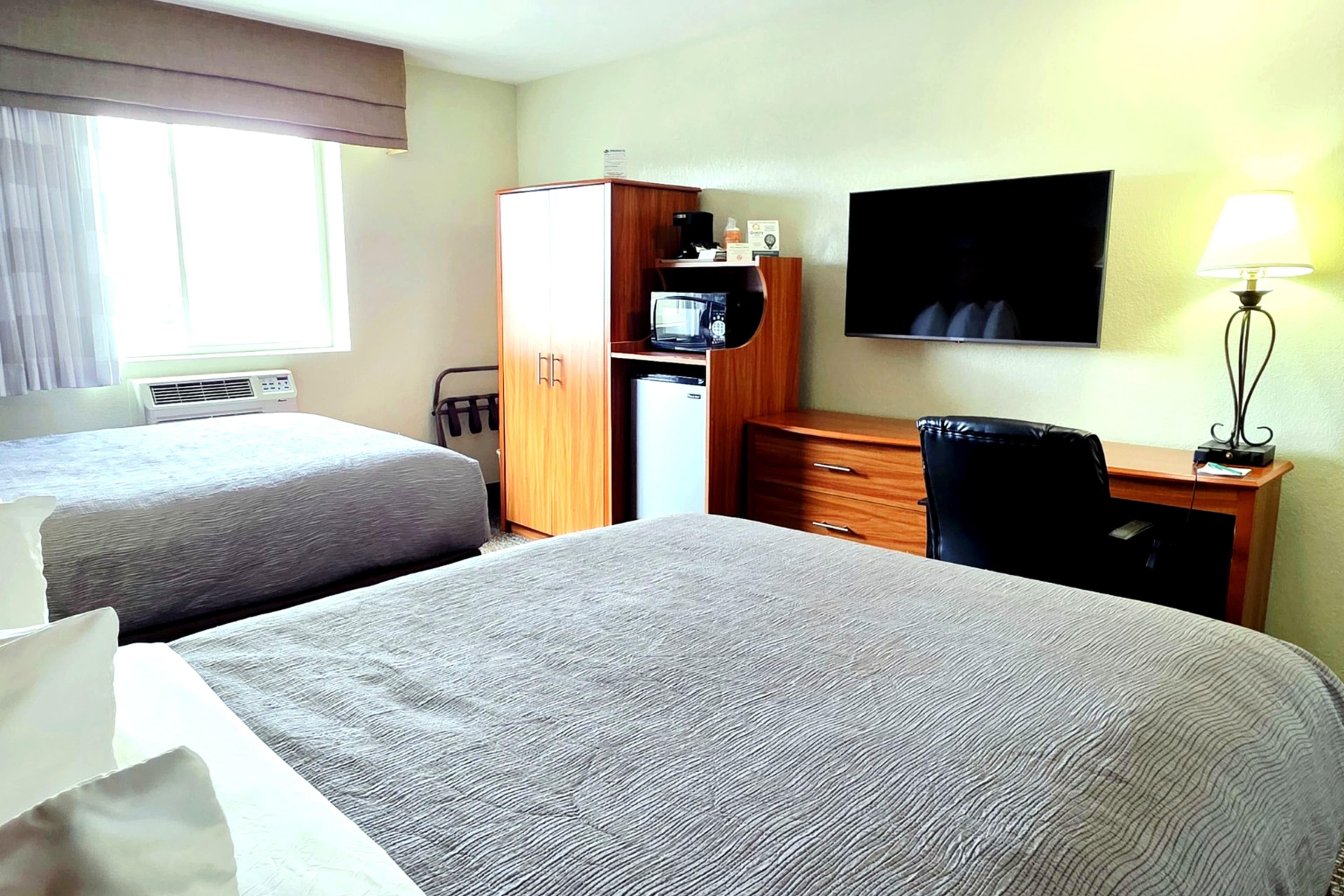 Quality Inn Gillette - Image 5