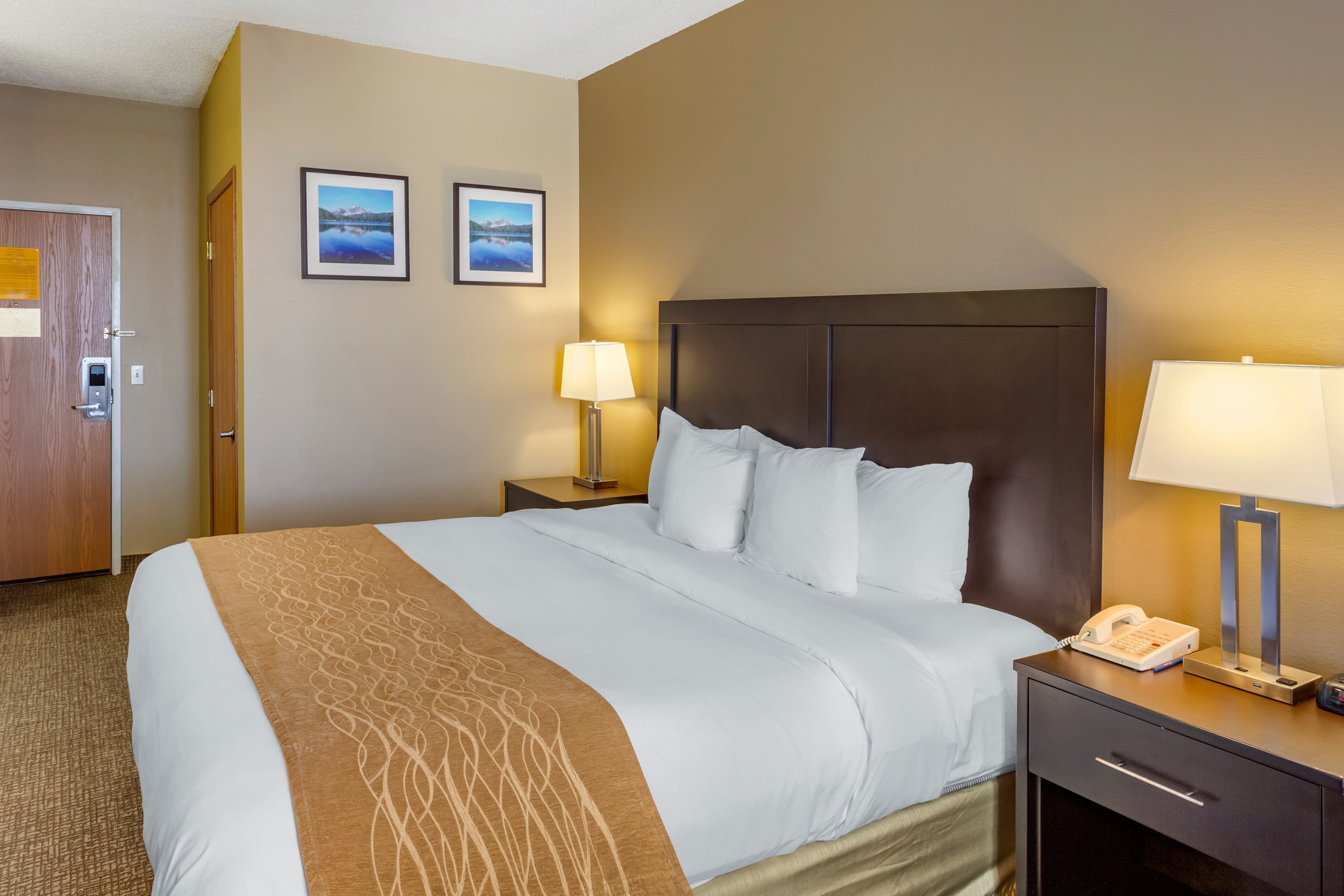Comfort Inn Evanston I-80 - Image 4