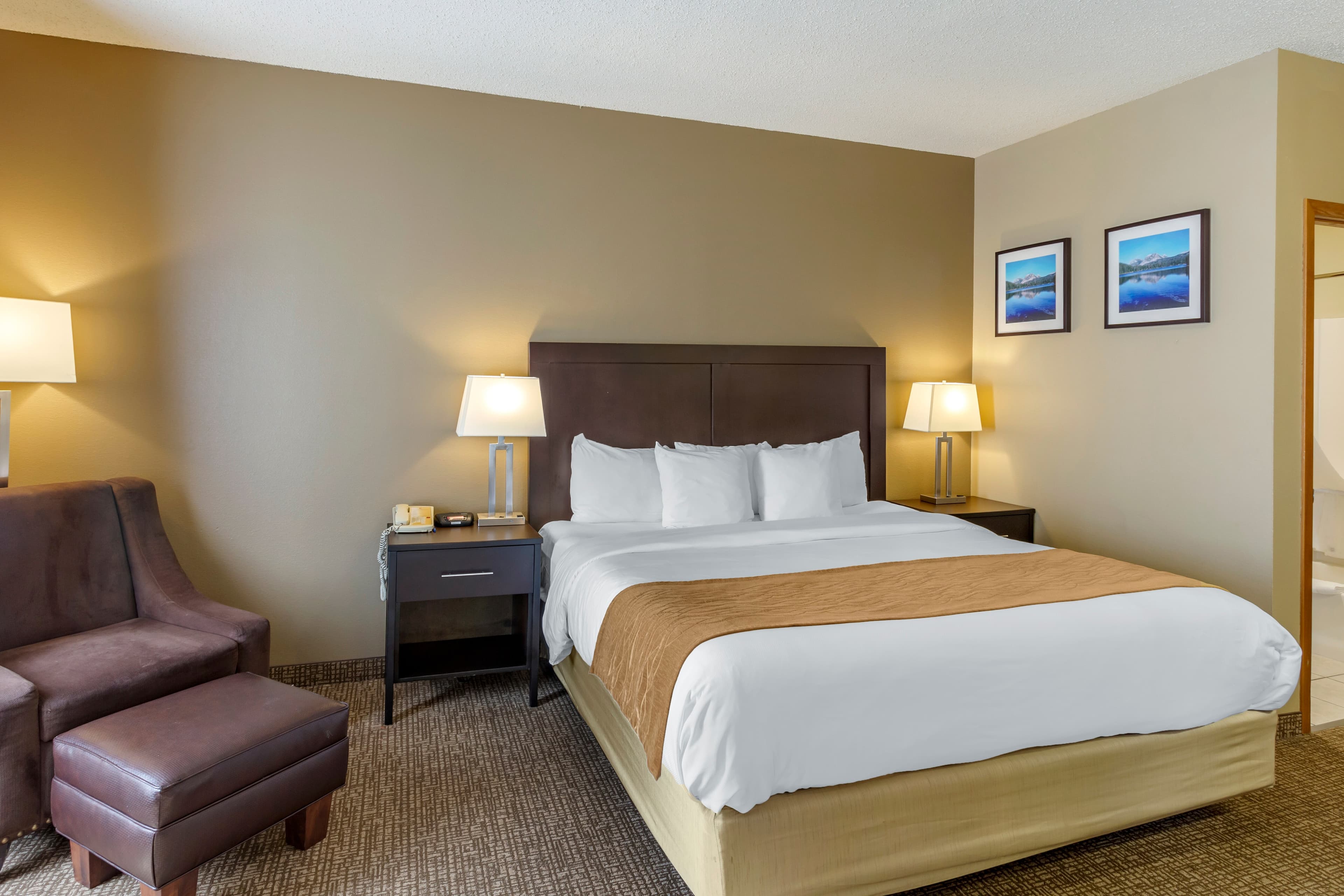 Comfort Inn Evanston I-80 — 16