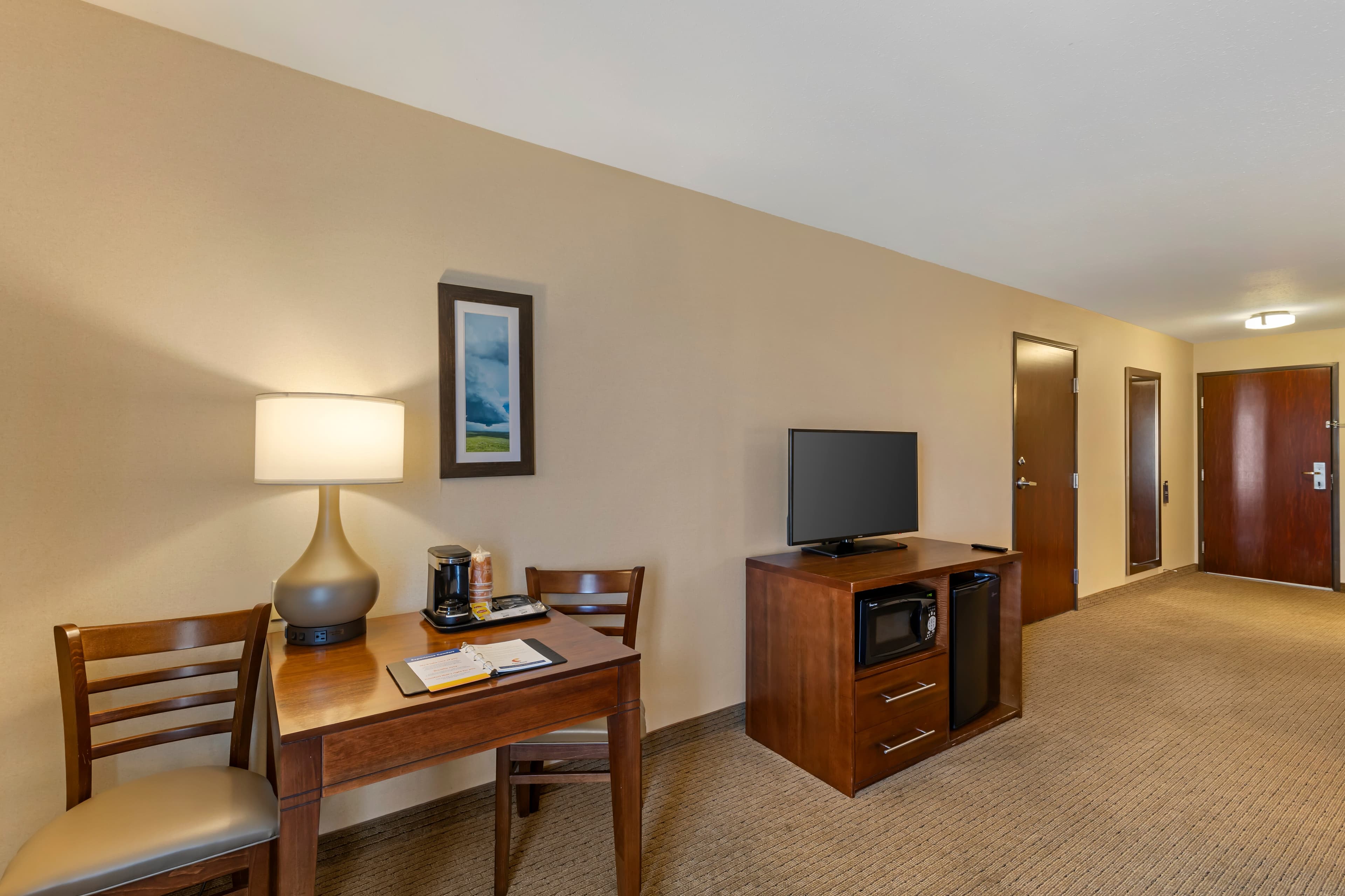Comfort Inn & Suites Gillette near Campbell Medical Center - Image 5