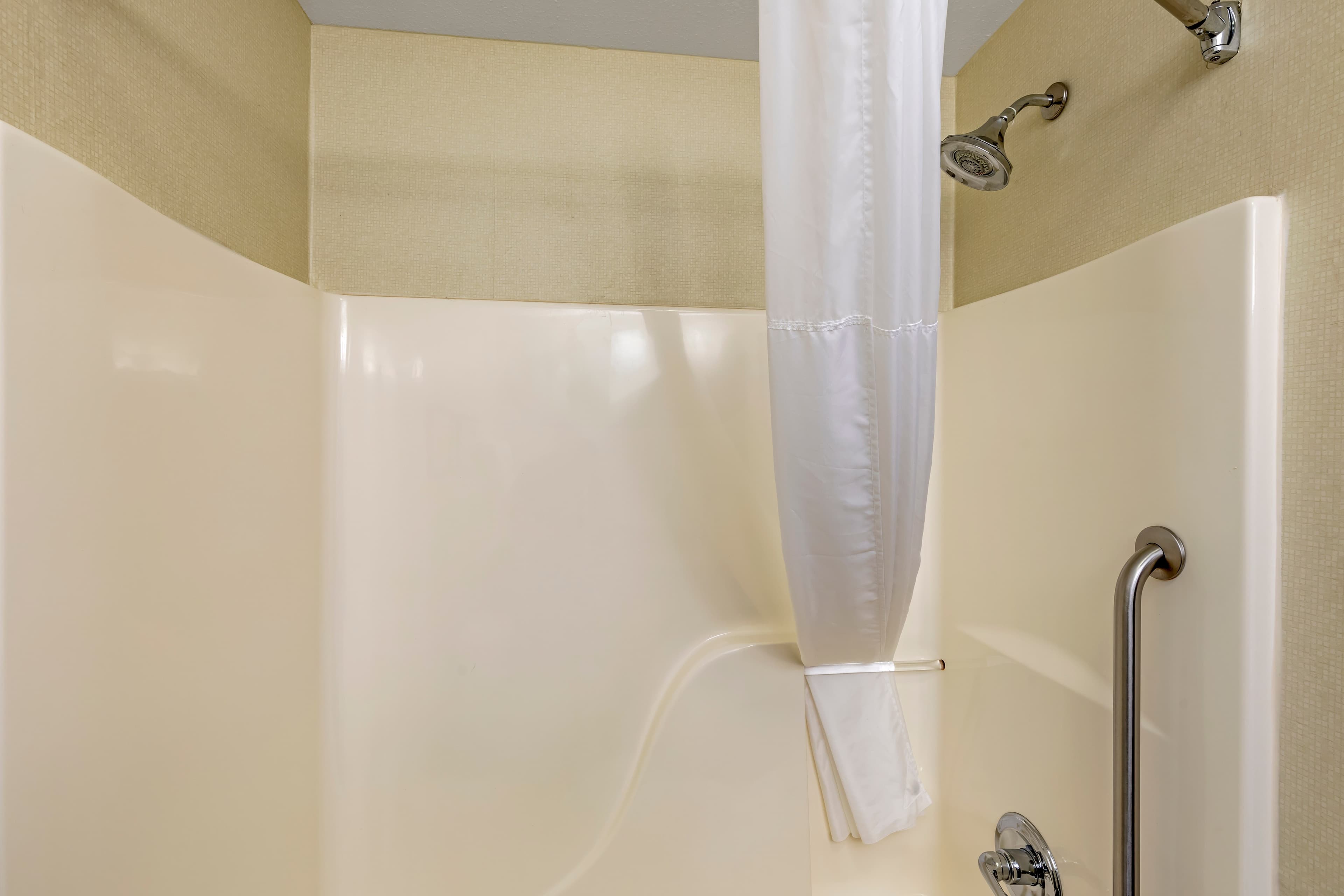 Comfort Inn & Suites Gillette near Campbell Medical Center — 9