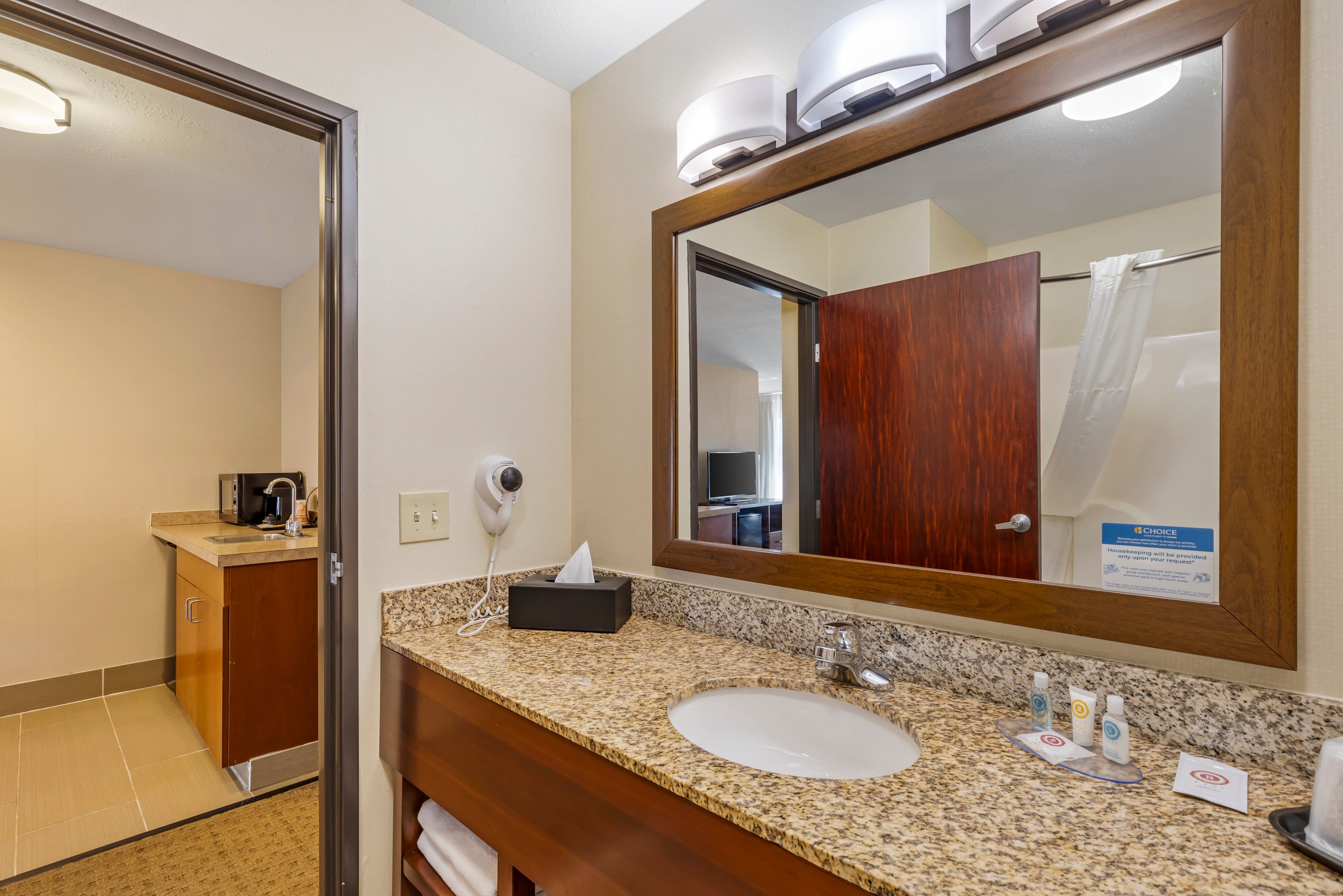 Comfort Inn & Suites Gillette near Campbell Medical Center — 34