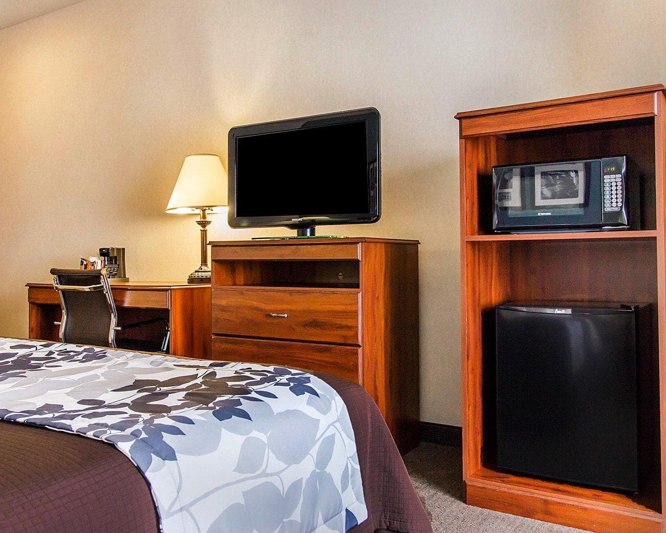 Sleep Inn & Suites Evansville - Casper - Image 5