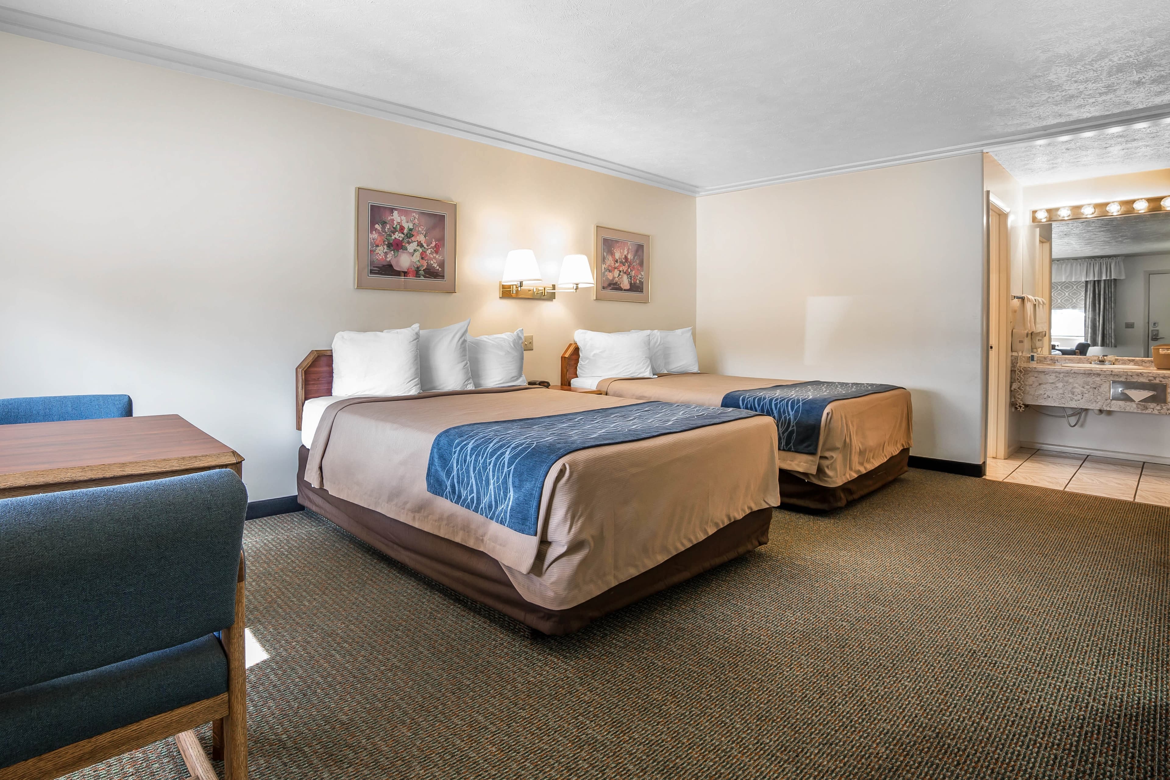 Rodeway Inn Pronghorn Lodge - Image 2