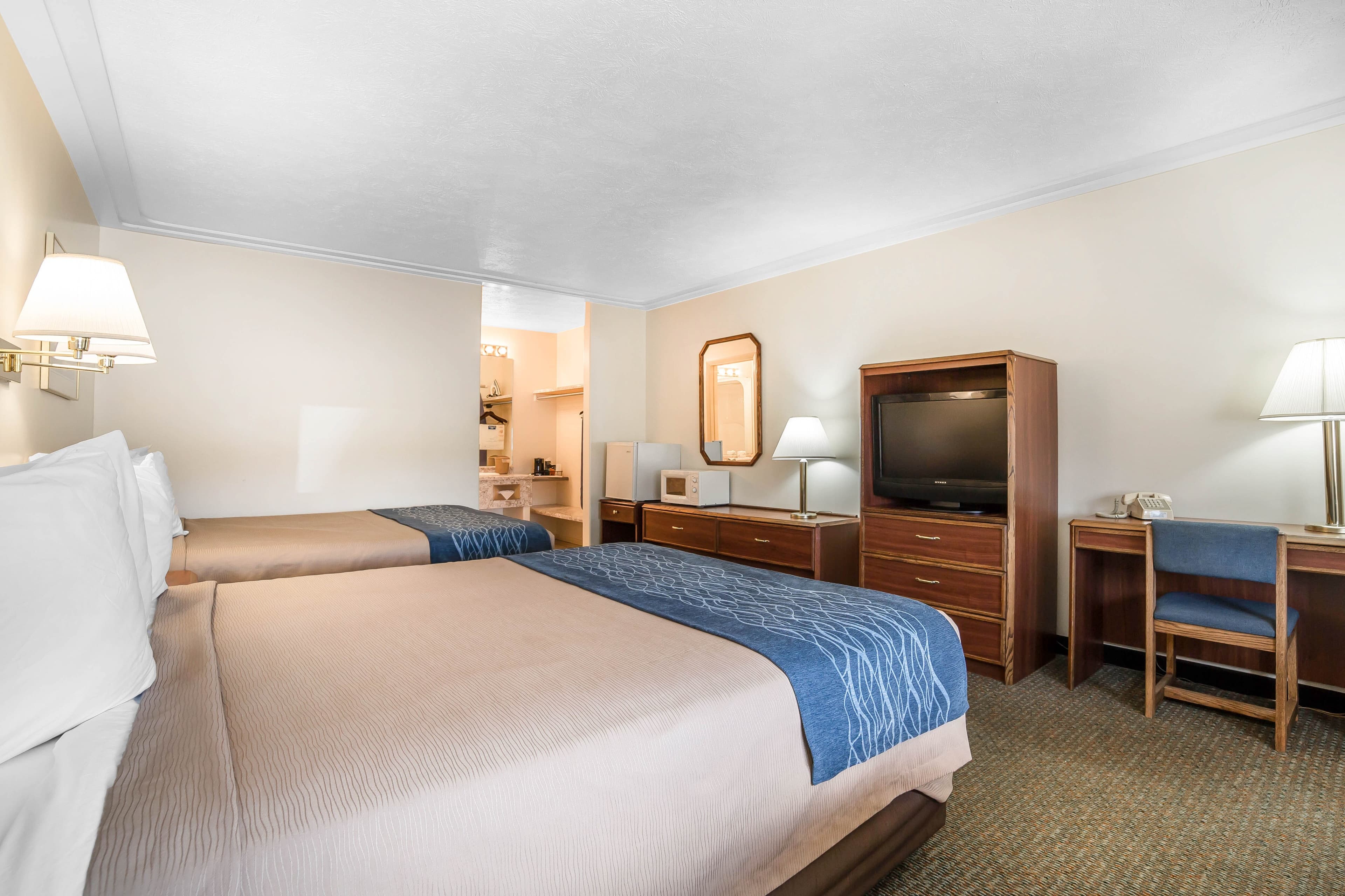 Rodeway Inn Pronghorn Lodge - Image 3