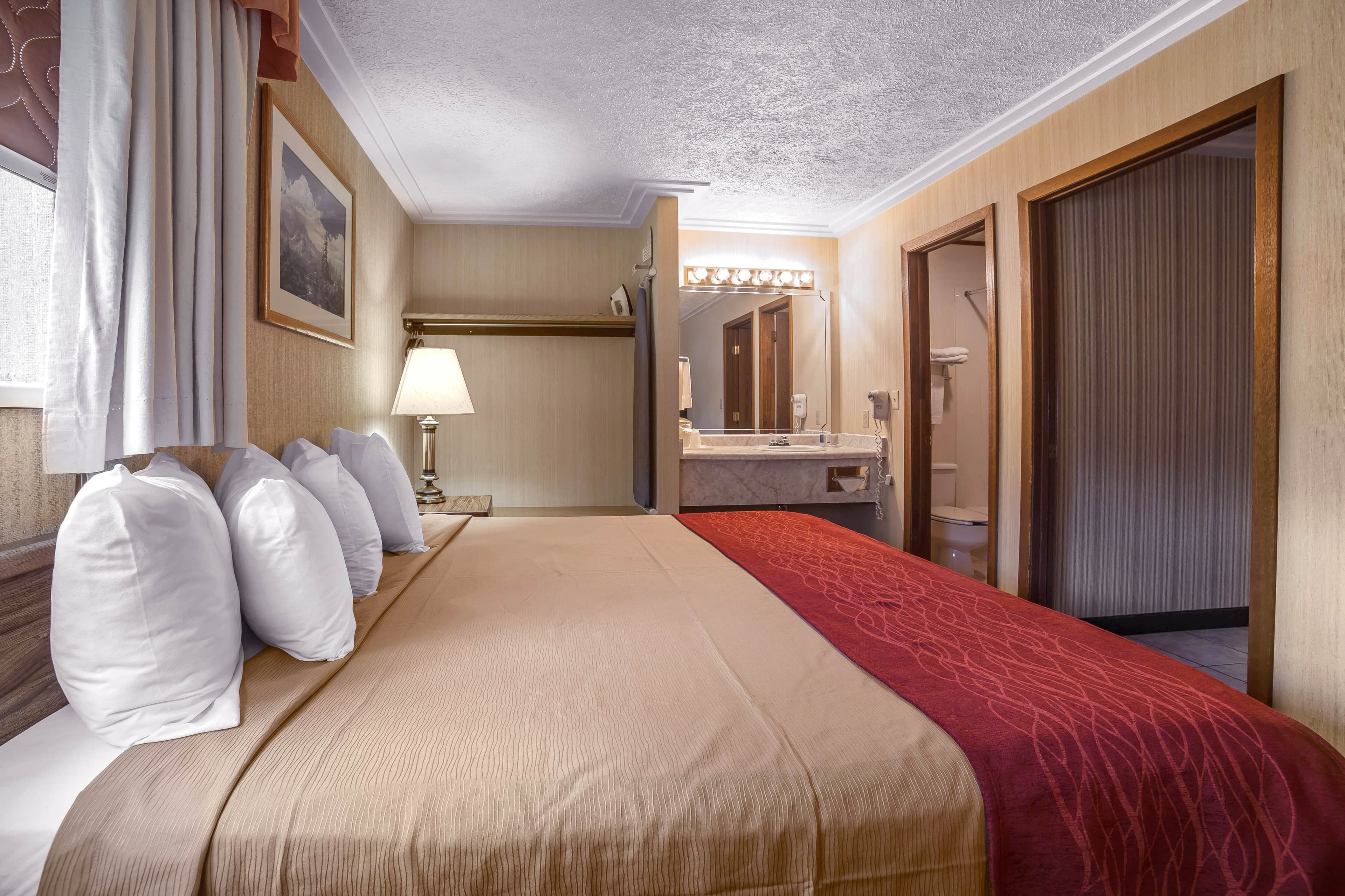 Rodeway Inn Pronghorn Lodge — 9