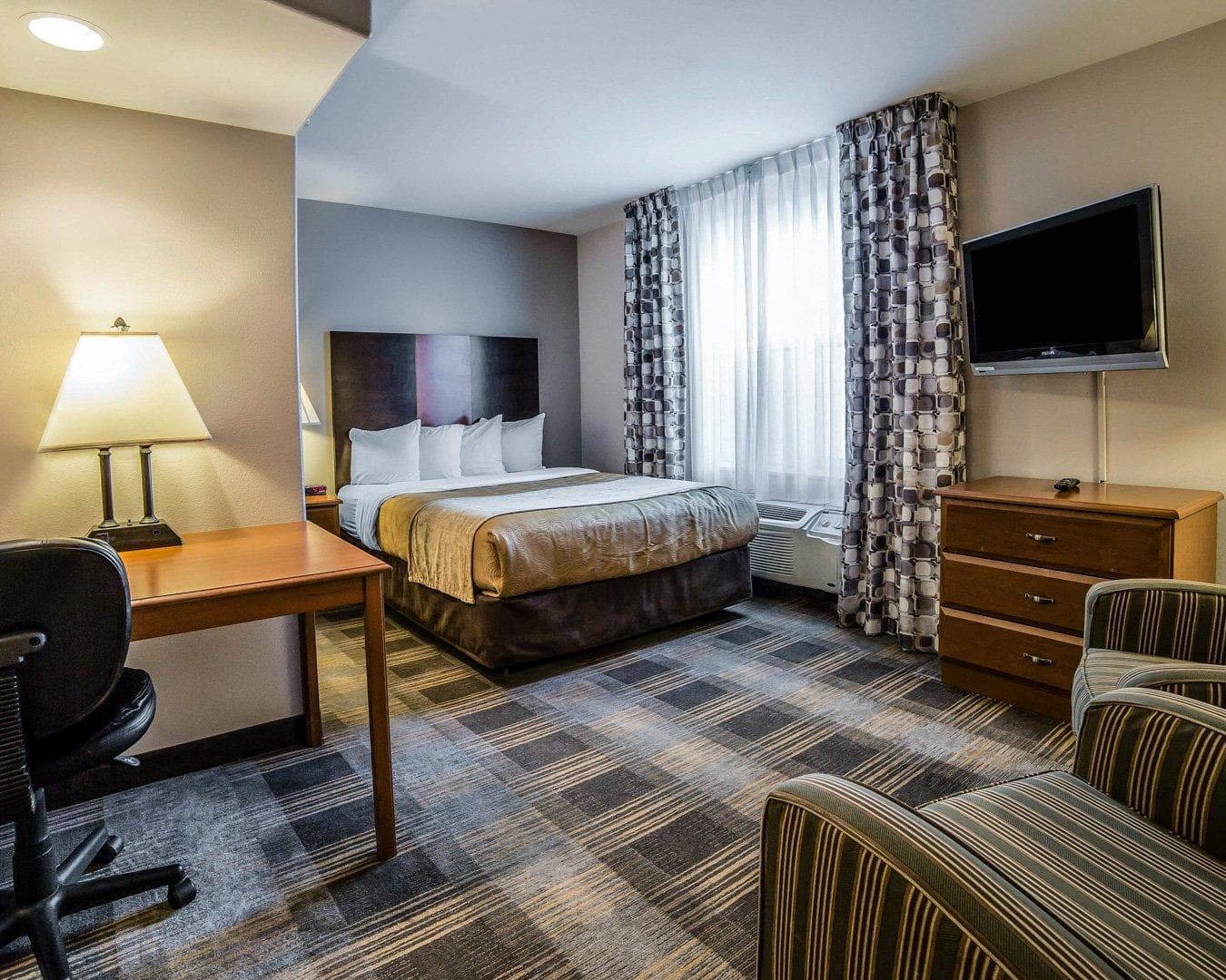 MainStay Suites Casper — 9