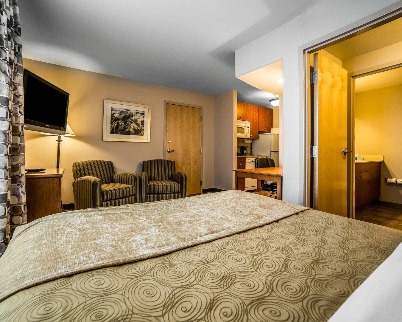 MainStay Suites Casper — 10