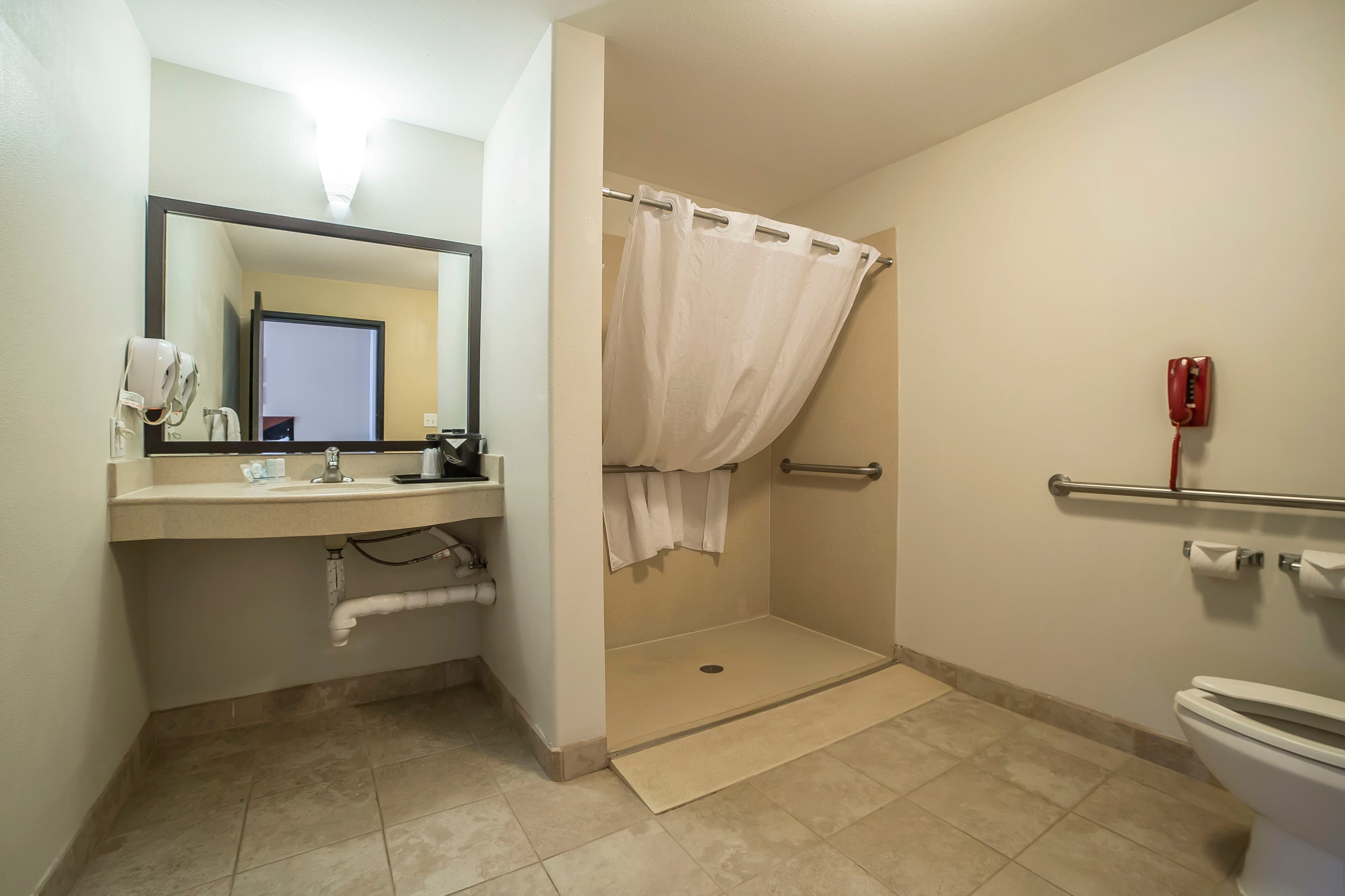 Sleep Inn & Suites Douglas - Image 3
