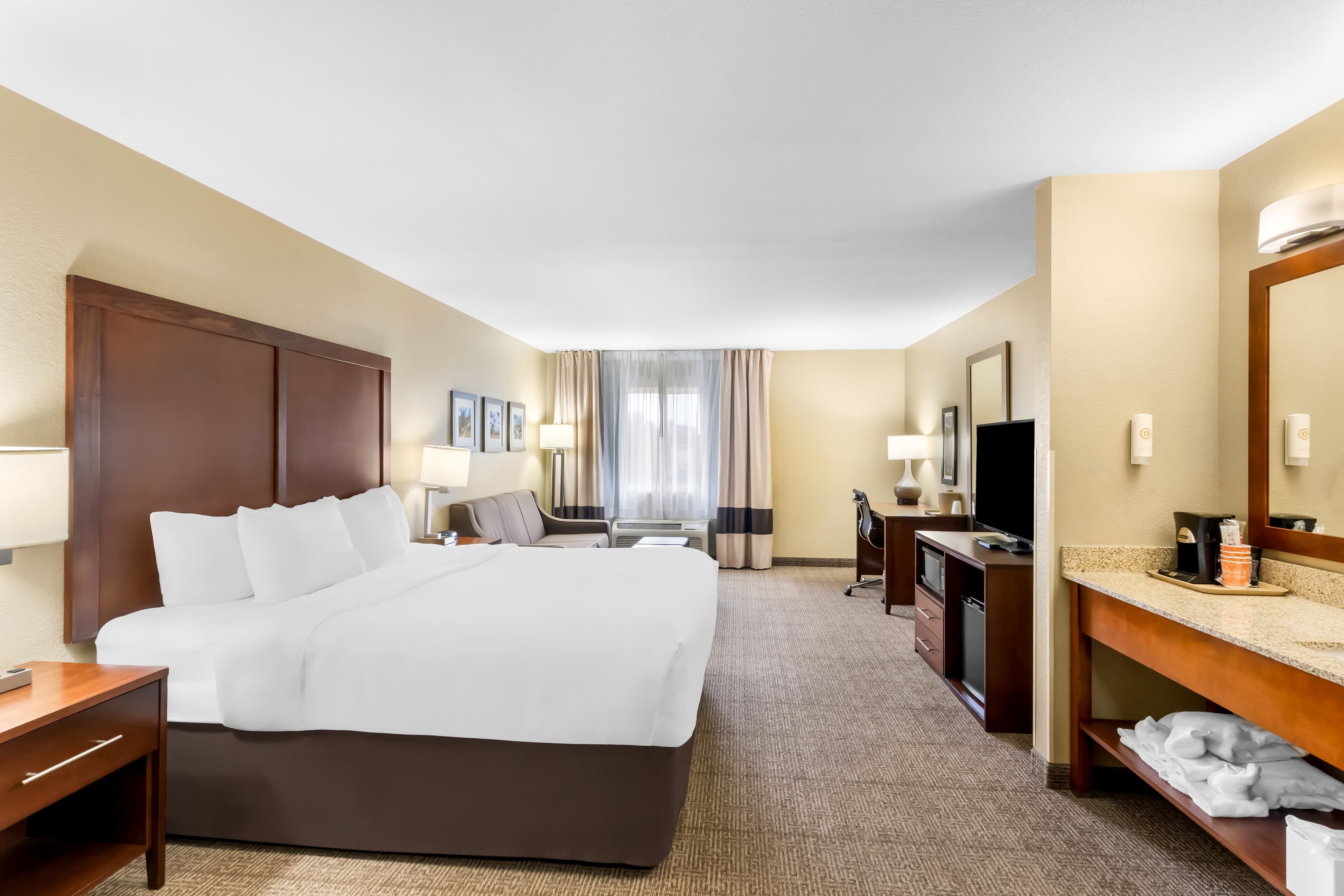 Comfort Inn & Suites Near University of Wyoming — 26