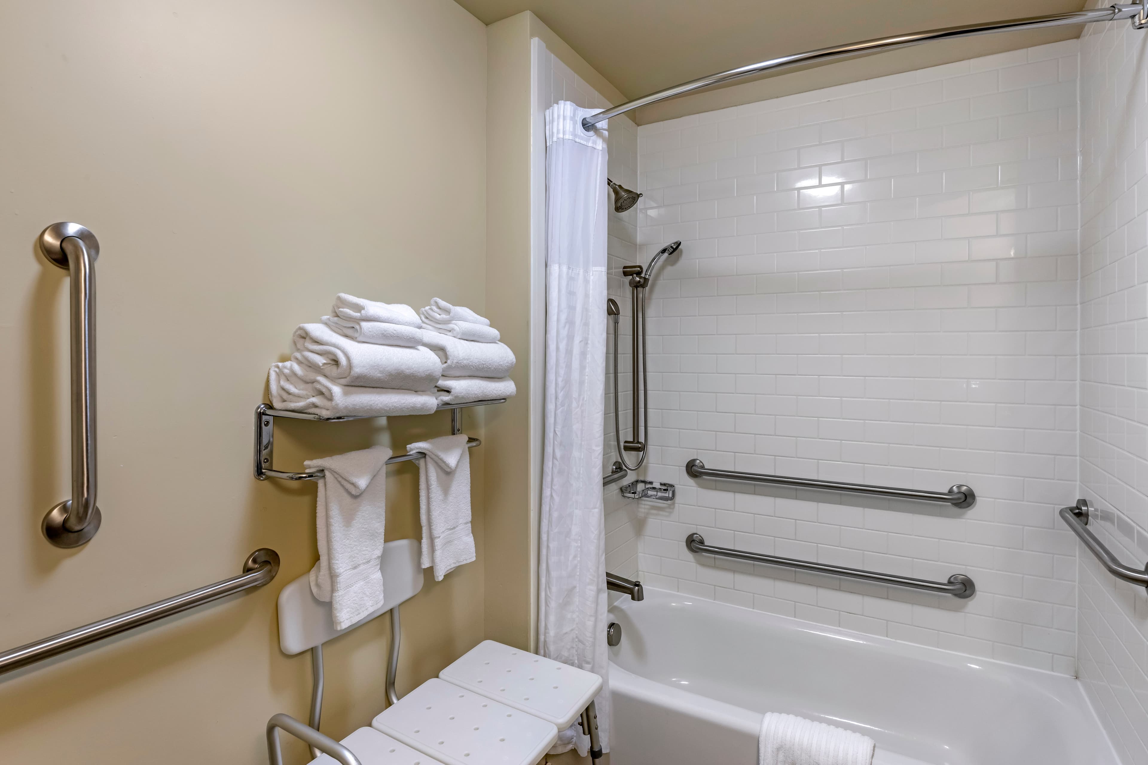 Comfort Inn & Suites — 6