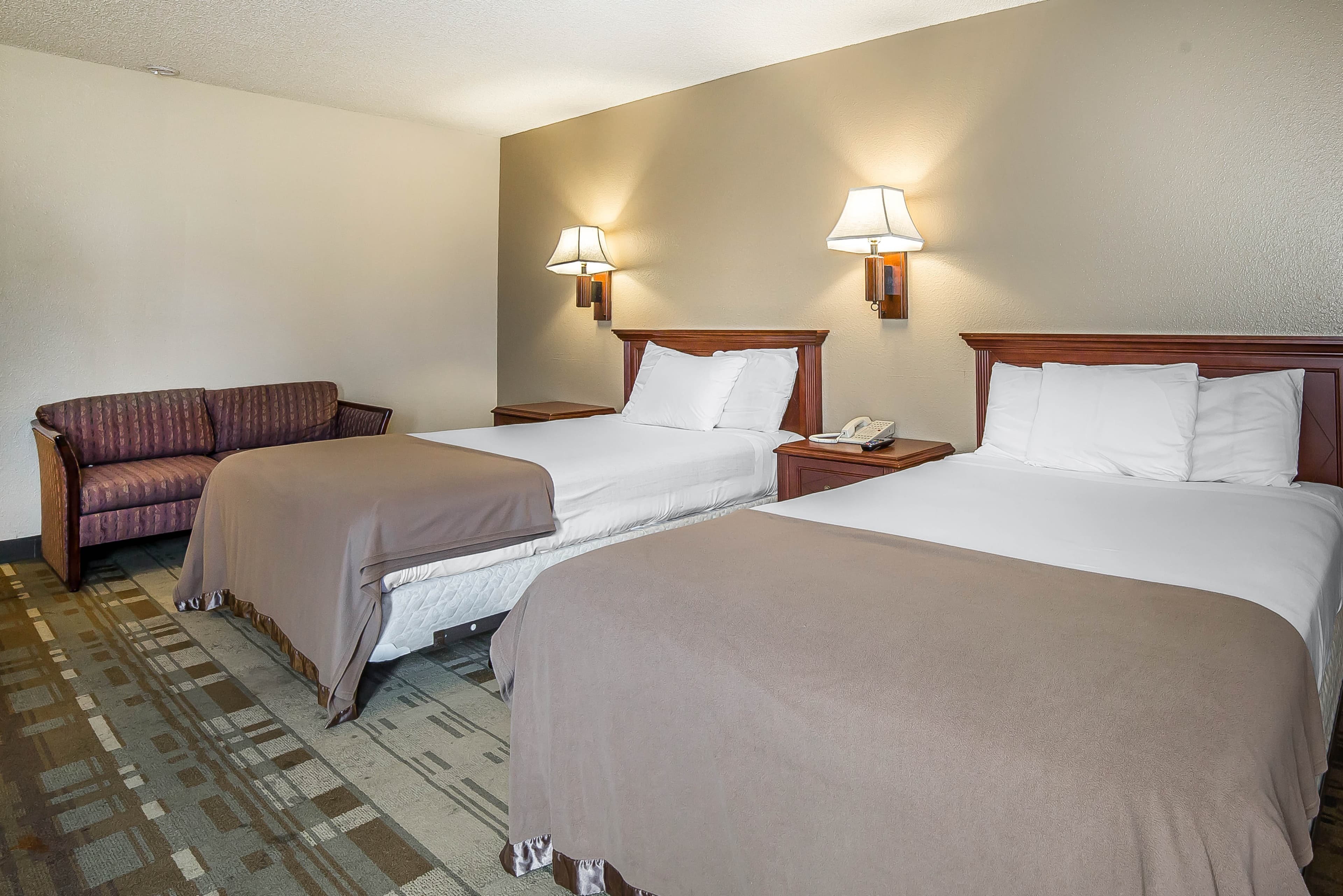 Rodeway Inn Cheyenne I-80 East — 11