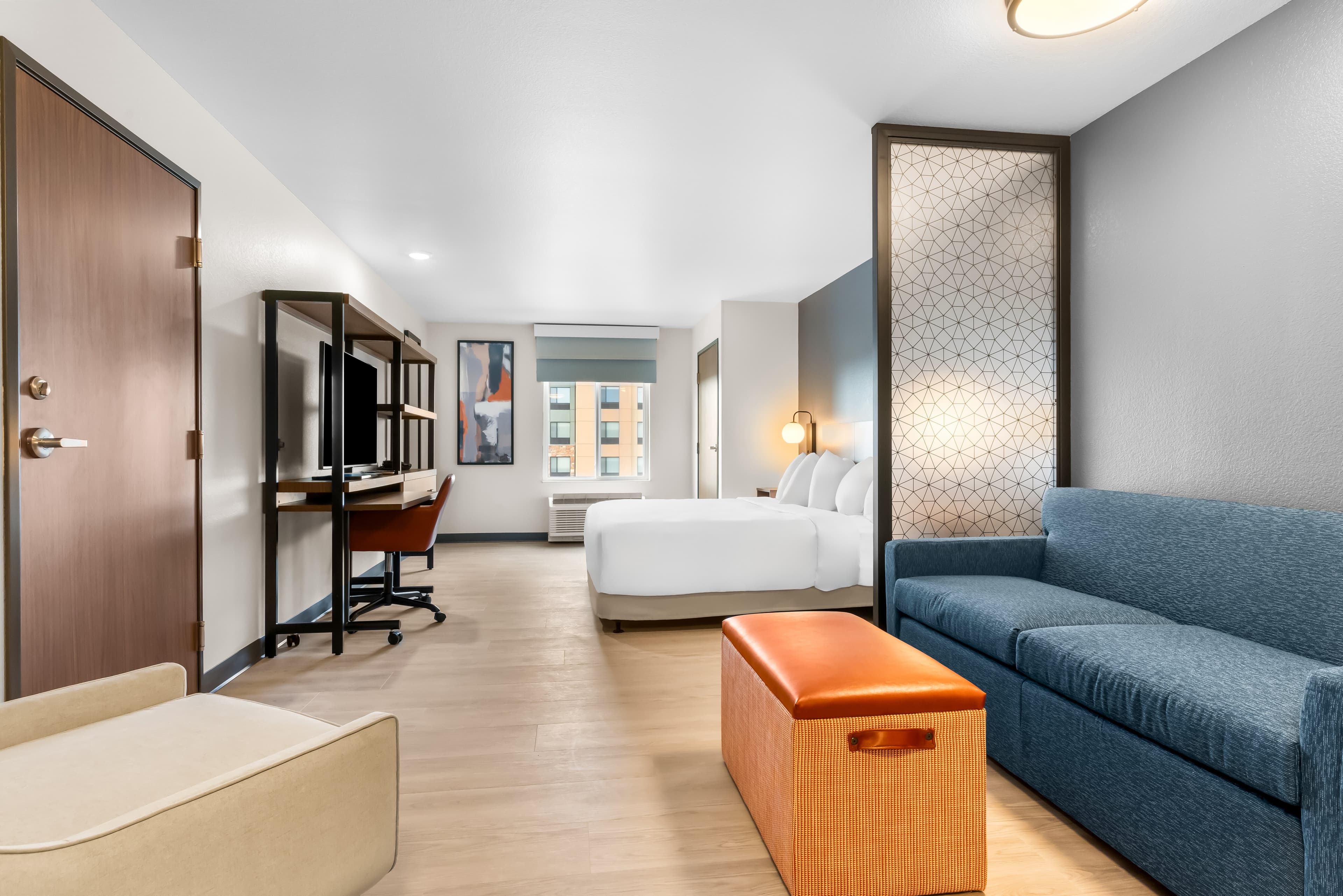 Everhome Suites Cheyenne — 7