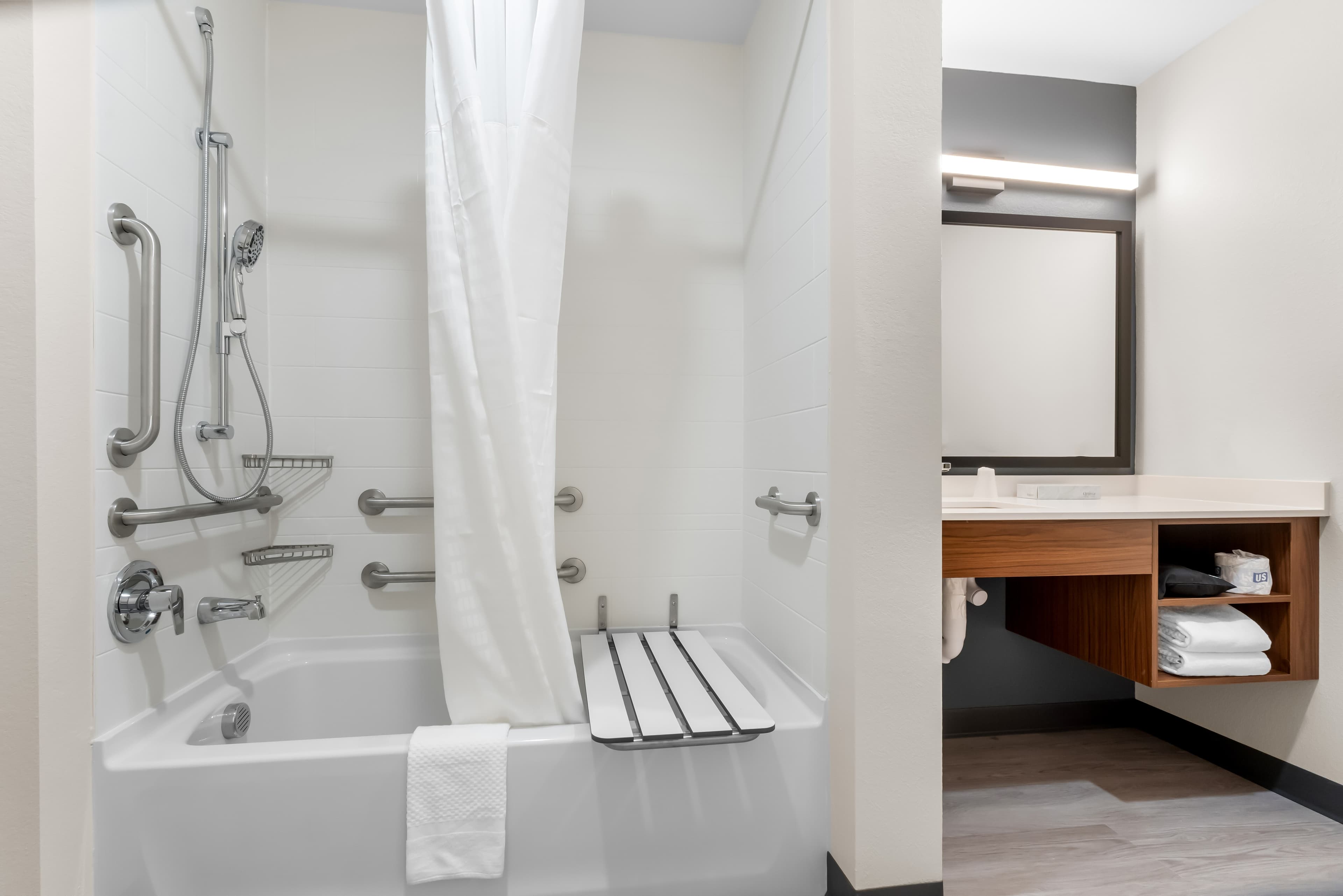 Everhome Suites Cheyenne — 11