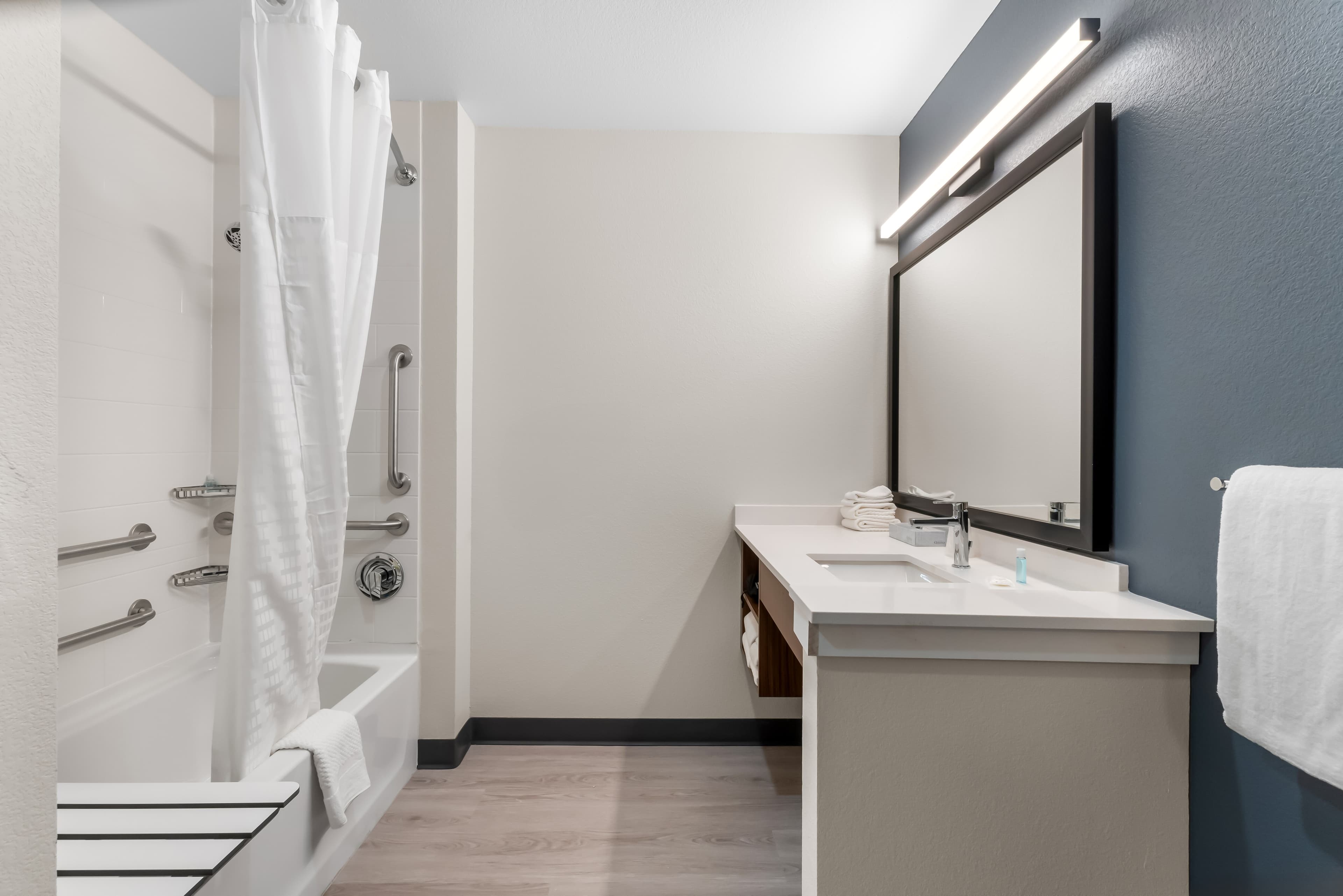 Everhome Suites Cheyenne — 16