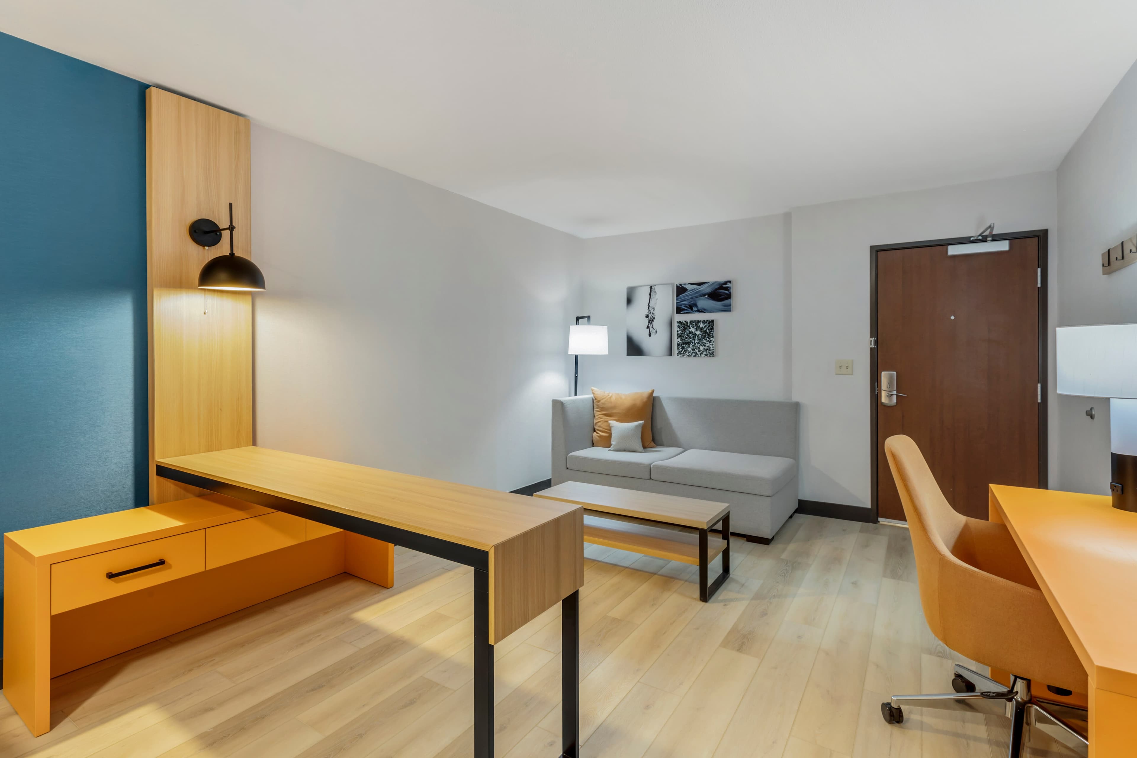 Comfort Suites Cheyenne — 9