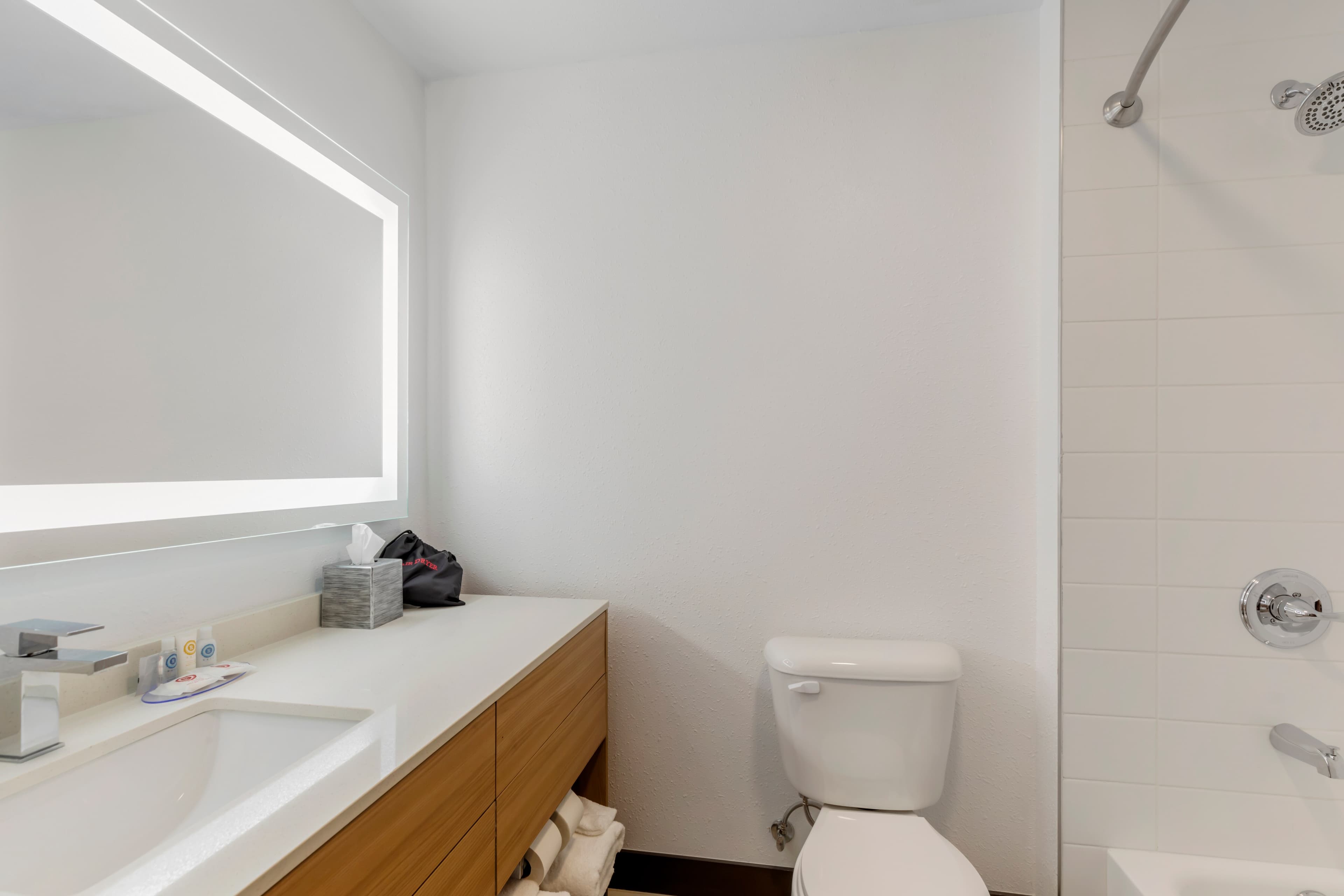 Comfort Suites Cheyenne — 23