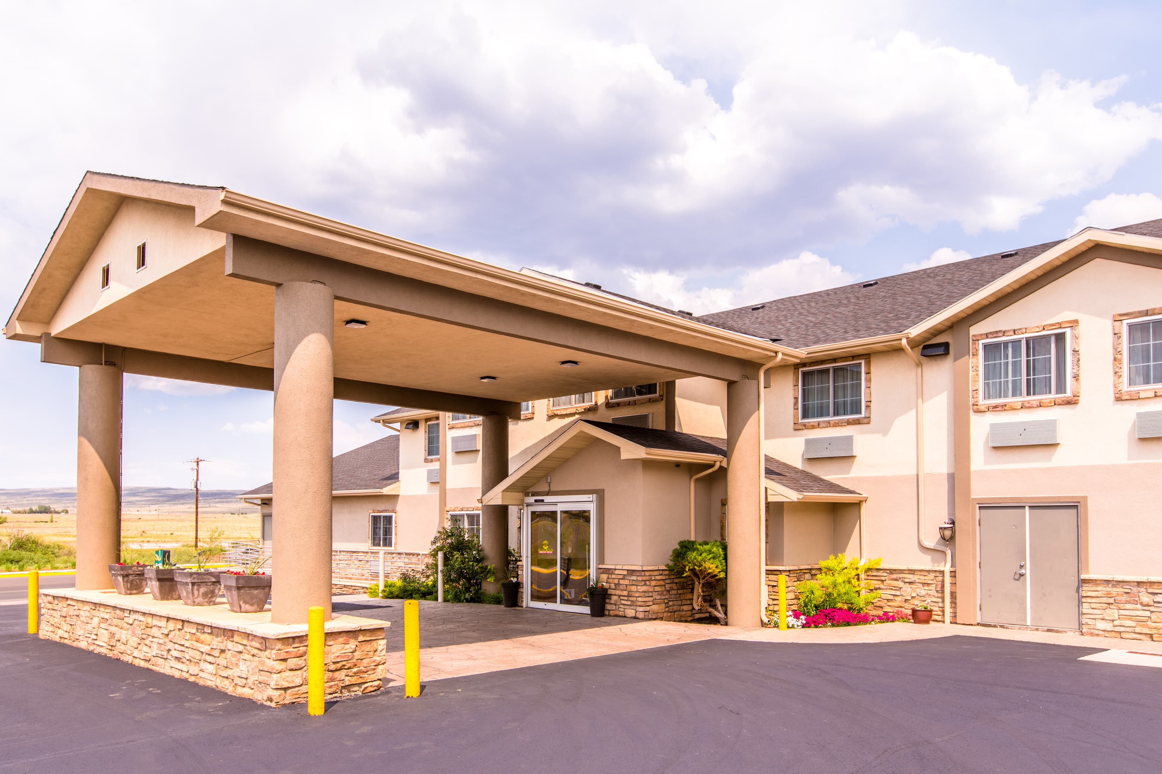 Quality Inn & Suites University - Image 1