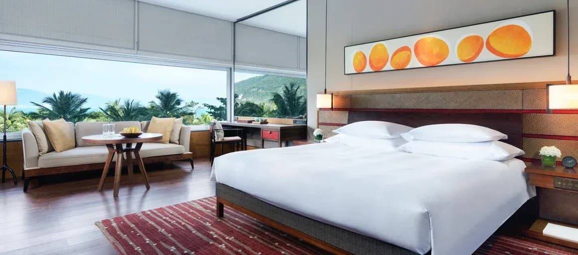 Best Credit Cards for Hotels: Maximize Your Stays with Points