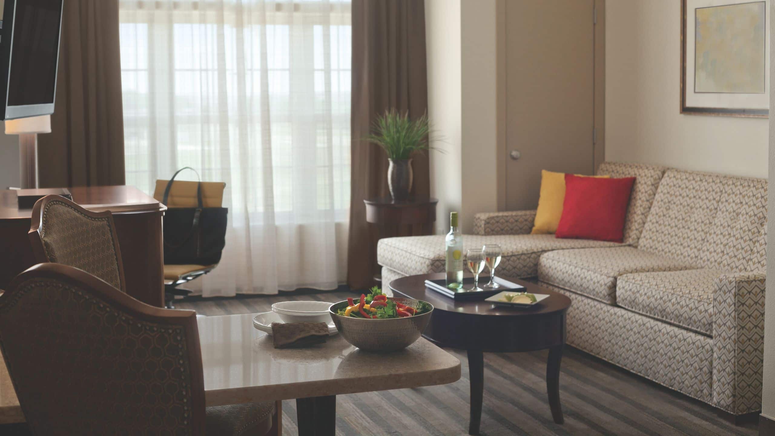 One Bedroom Double/Double Suite - Image 4