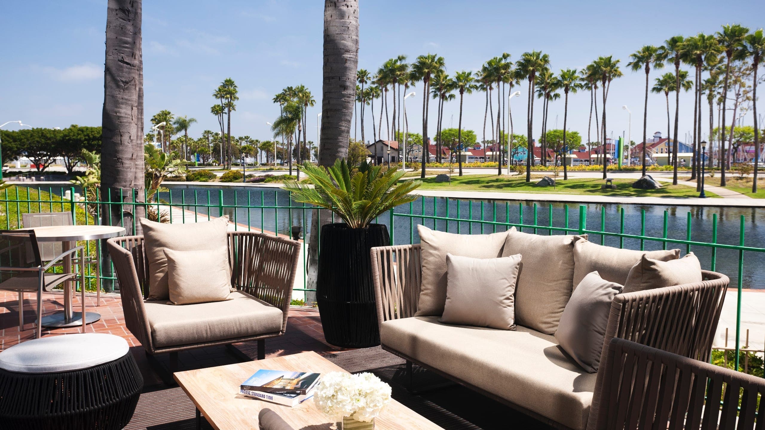 Palm Suite - Image 7