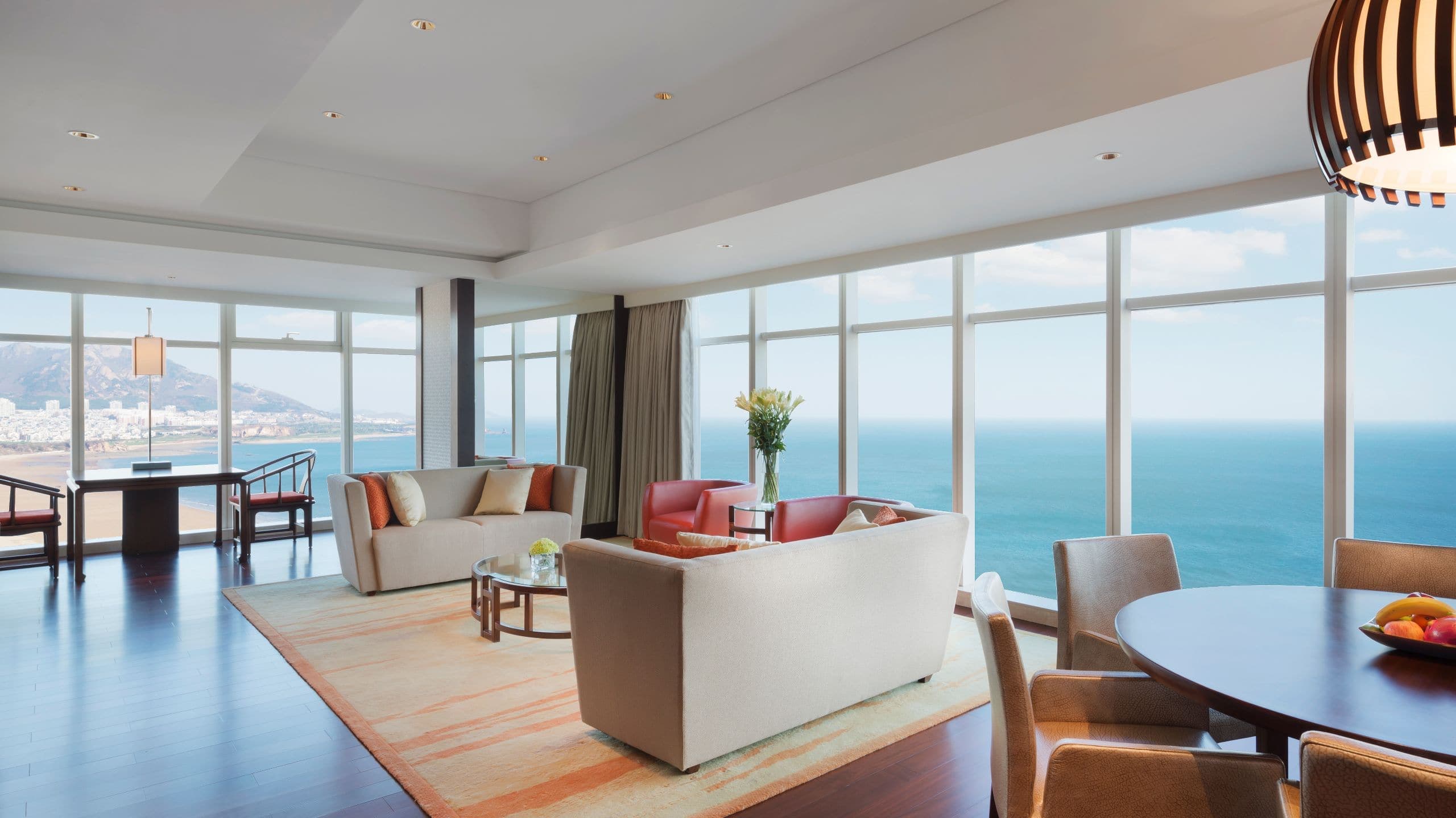 Hyatt Regency Qingdao - Image 2